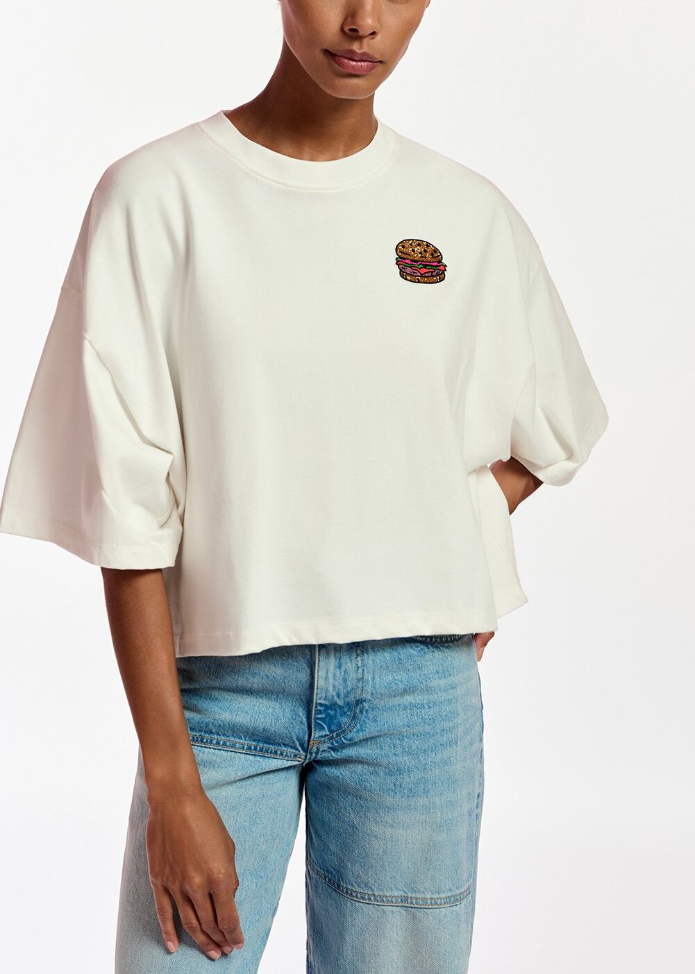Off-white organic cotton T-shirt with hamburger embroidery RE—SSENTIEL | Essentiel second hand