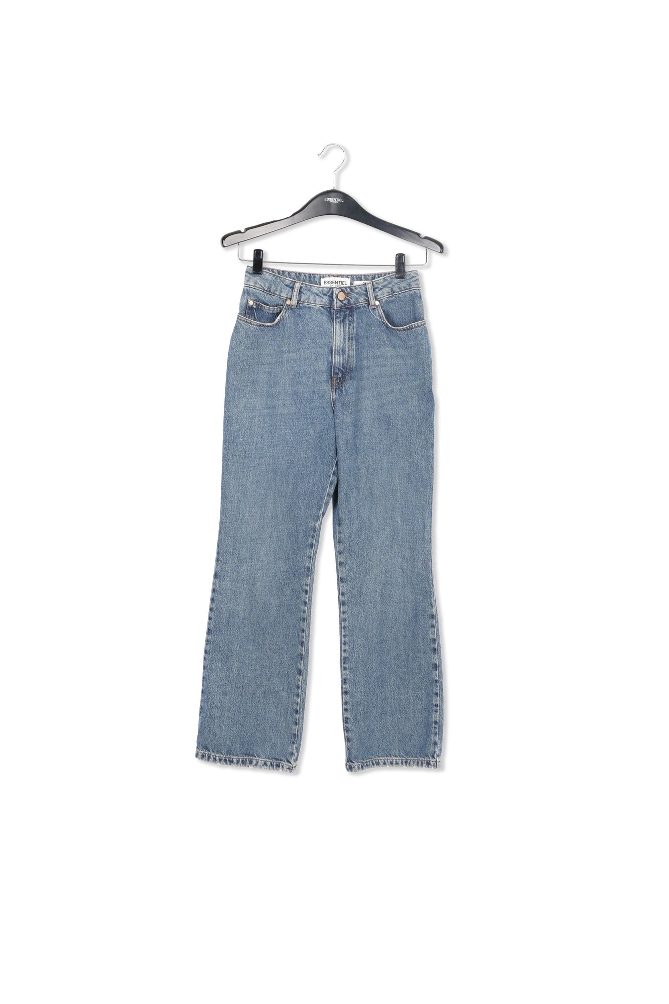 Jean bleu aux jambes évasées RE—SSENTIEL | Essentiel second hand