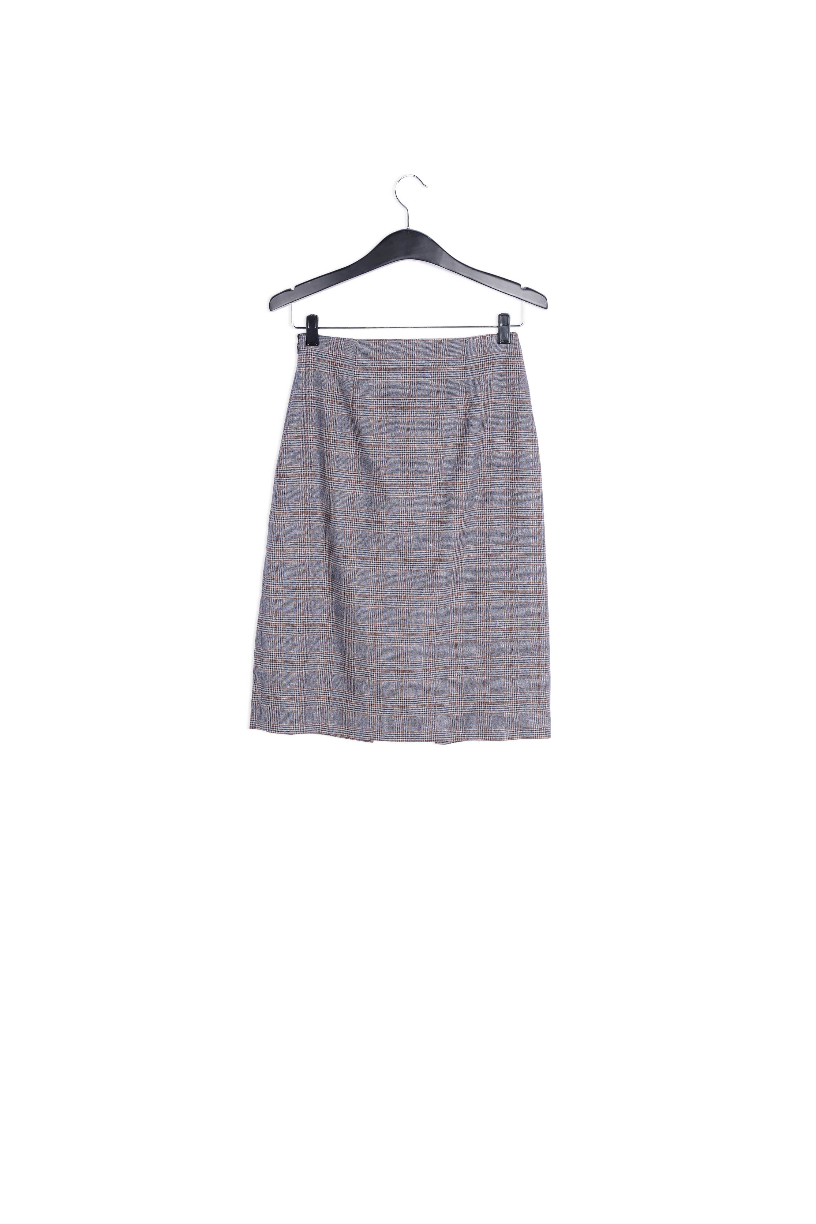 Grey checked knee skirt with flounce and slit RE—SSENTIEL | Essentiel second hand
