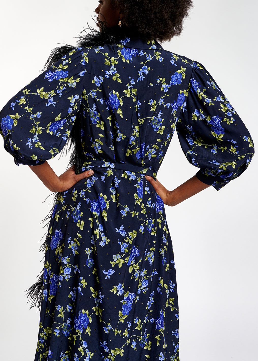 Donkerblauwe hemdjurk met bloemen RE—SSENTIEL | Essentiel second hand