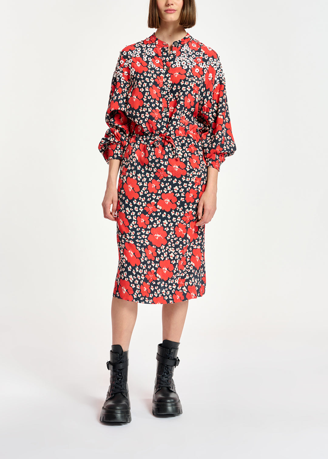 Robe midi à imprimé fleuri bleu, rouge et blanc RE—SSENTIEL | Essentiel second hand