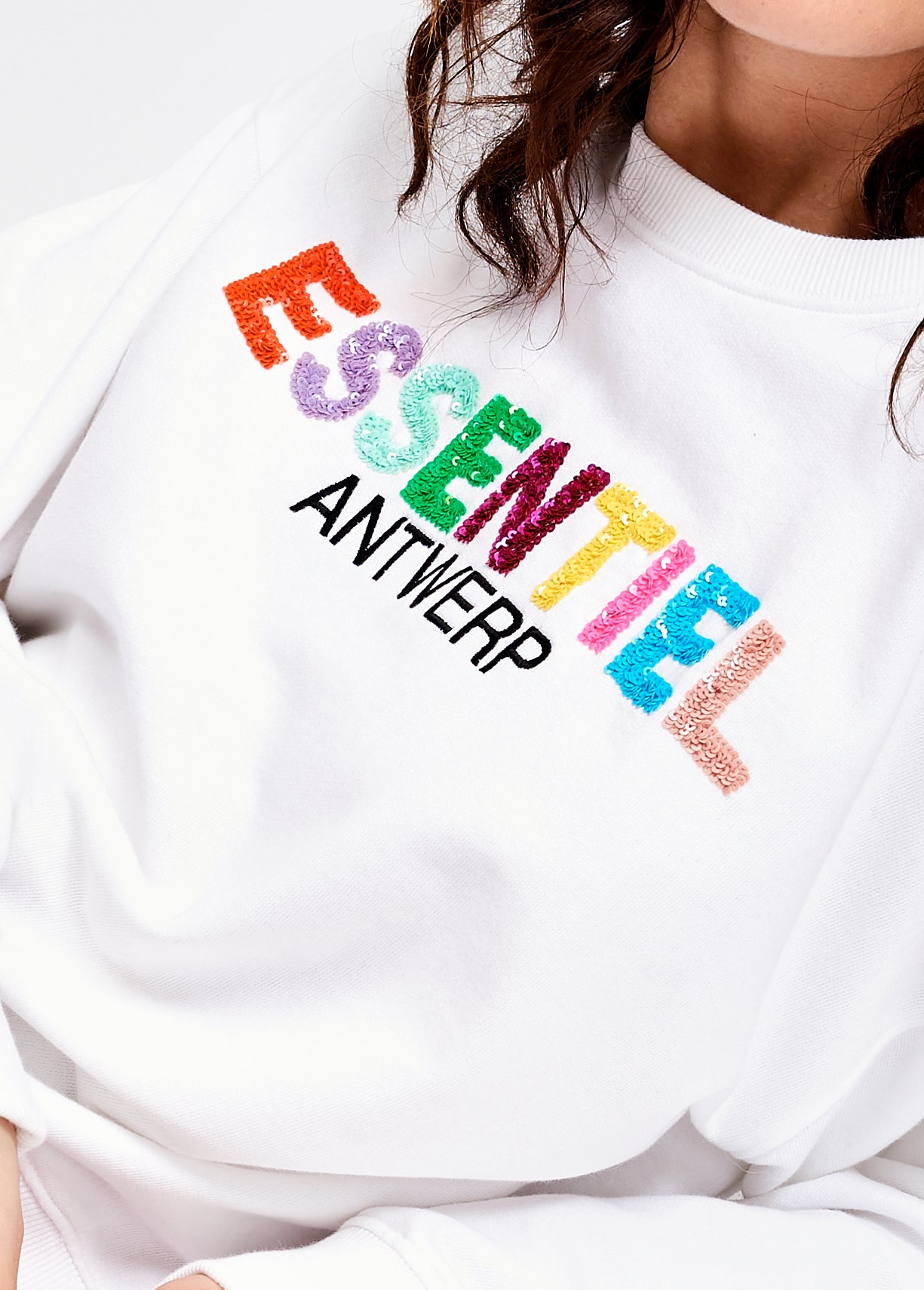White sweatshirt with sequins and embroidery logo RE—SSENTIEL | Essentiel second hand