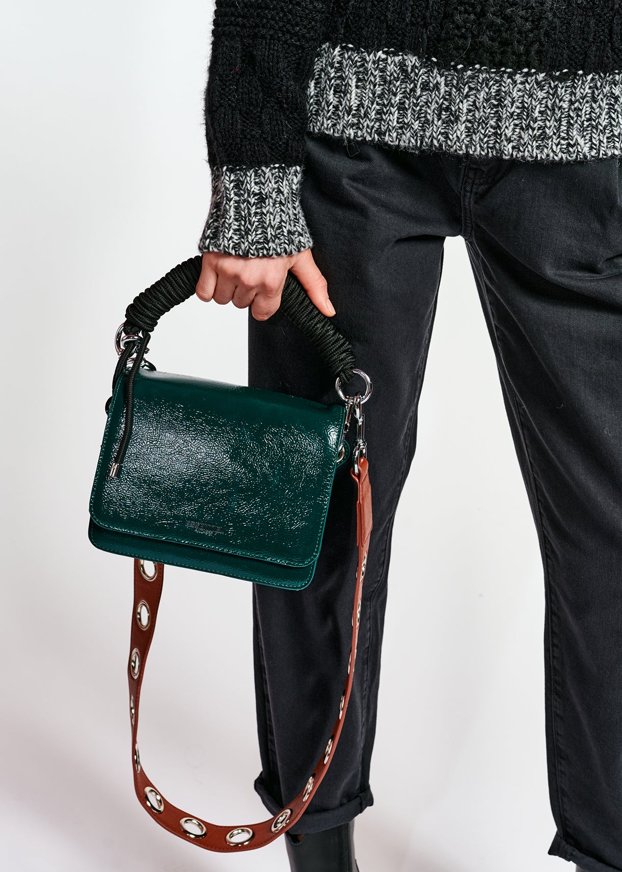 Glossy dark green shoulder bag RE—SSENTIEL | Essentiel second hand