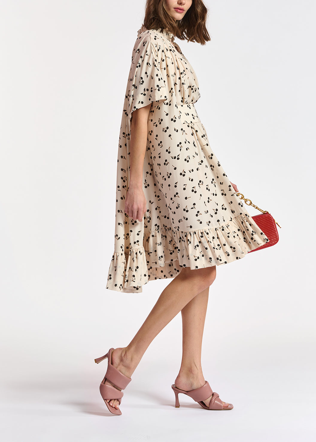 Gebroken witte kersenjurk met volants RE—SSENTIEL | Essentiel second hand