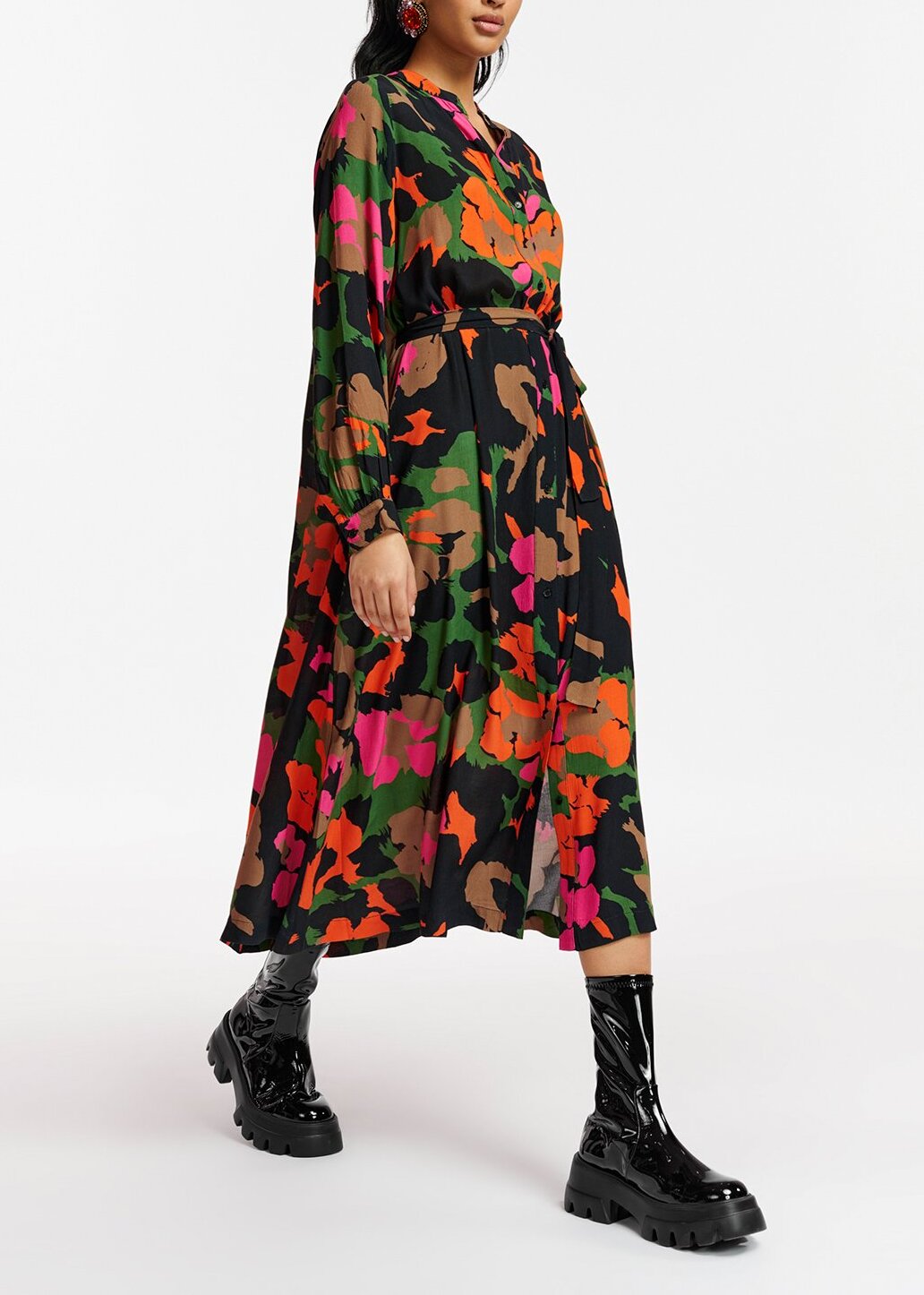 Robe chemise midi à  imprimé abstrait noir, brun et orange RE—SSENTIEL | Essentiel second hand