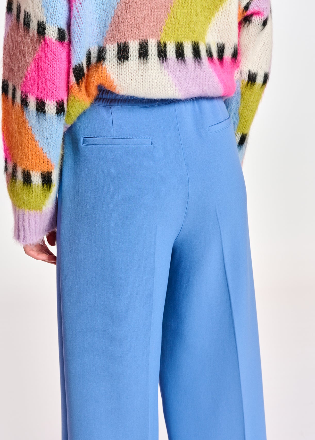 Pantalon bleu à coupe ample RE—SSENTIEL | Essentiel second hand