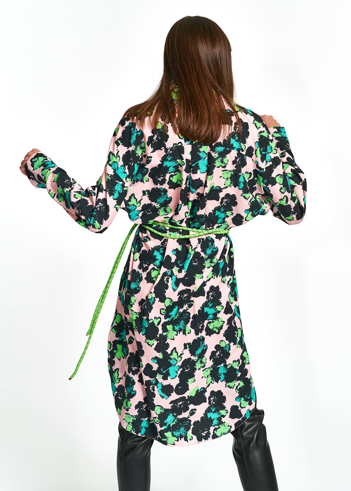 Mini-robe chemise rose à fleurs RE—SSENTIEL | Essentiel second hand