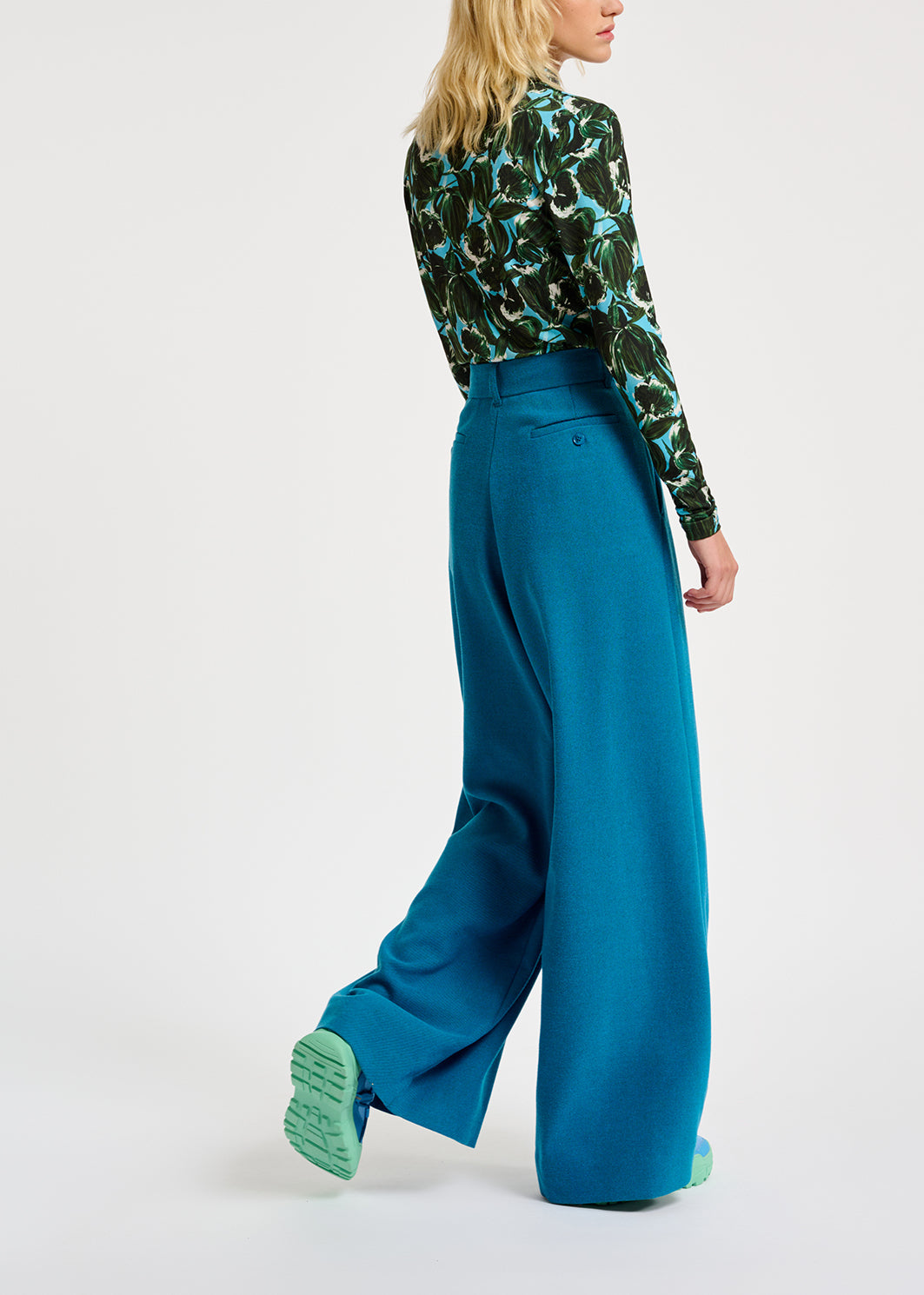 Top à  col roulé imprimé feuillage bleu et vert RE—SSENTIEL | Essentiel second hand