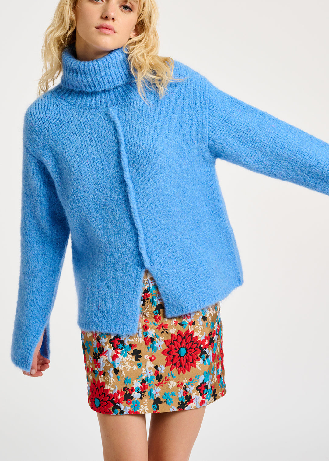 Blue mohair-blend turtleneck sweater RE—SSENTIEL | Essentiel second hand