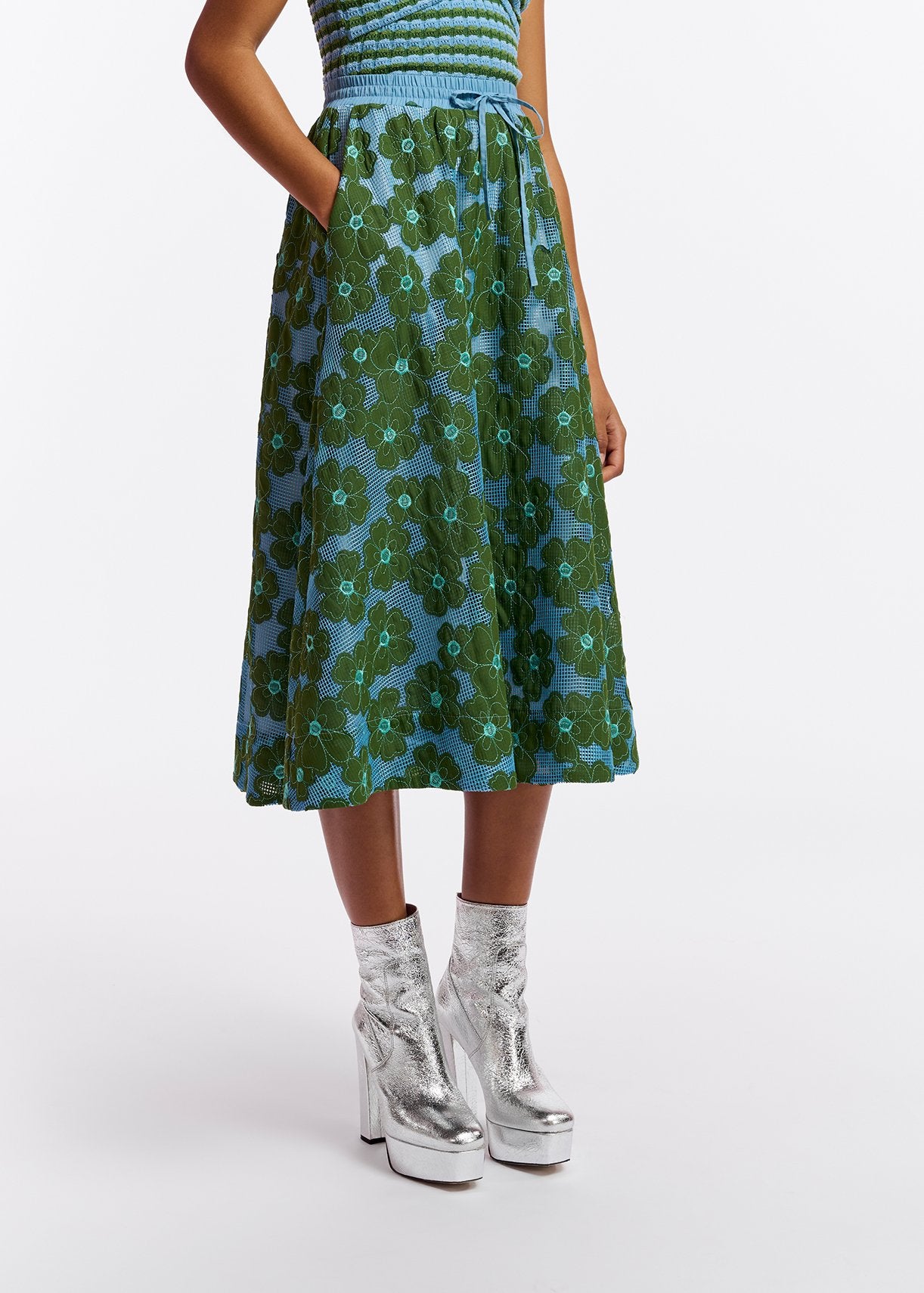 Blue and green floral-embroidered midi-length skirt RE—SSENTIEL | Essentiel second hand