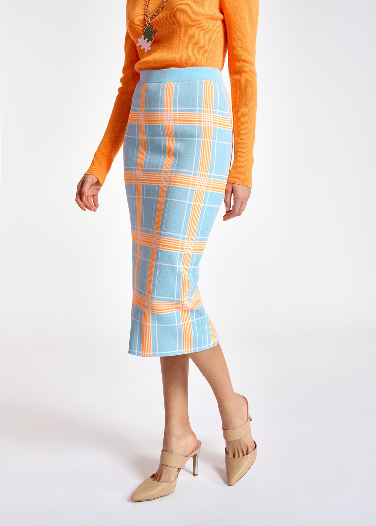 Light blue knitted midi skirt with check motif RE—SSENTIEL | Essentiel second hand