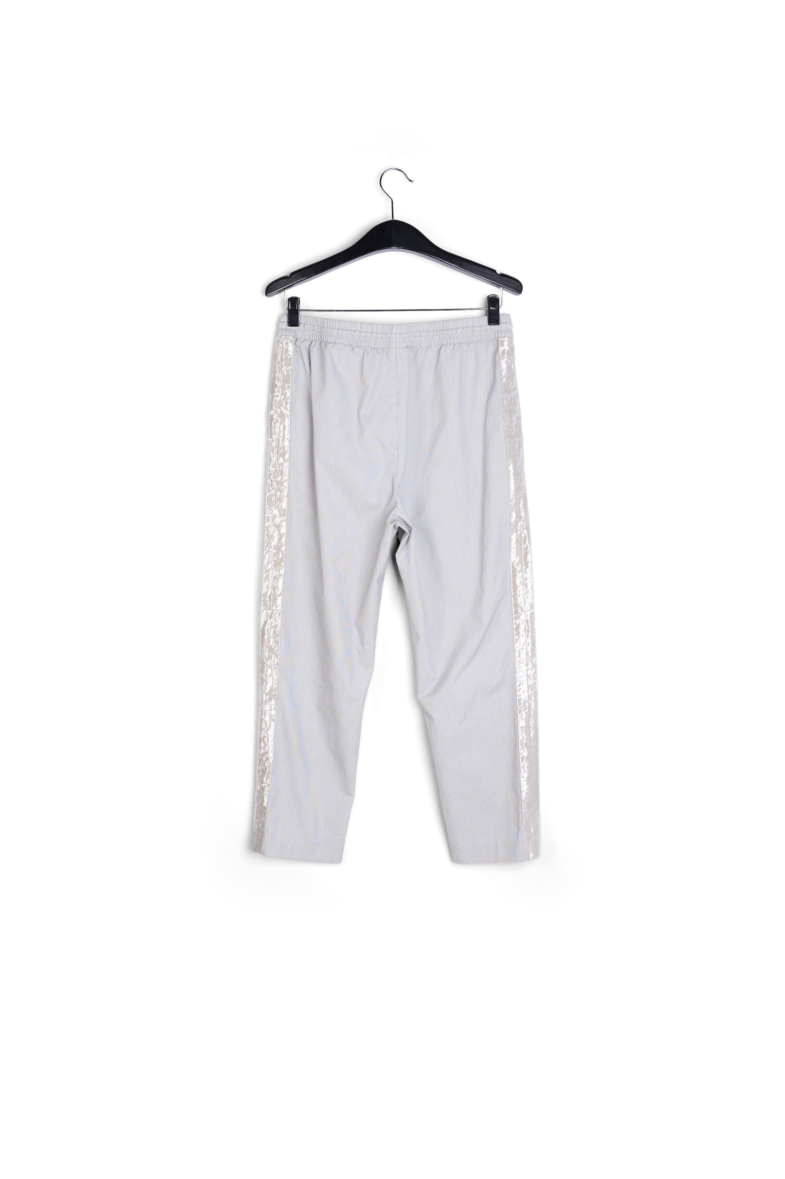 Pantalon à carreaux gris et blanc cassé RE—SSENTIEL | Essentiel second hand