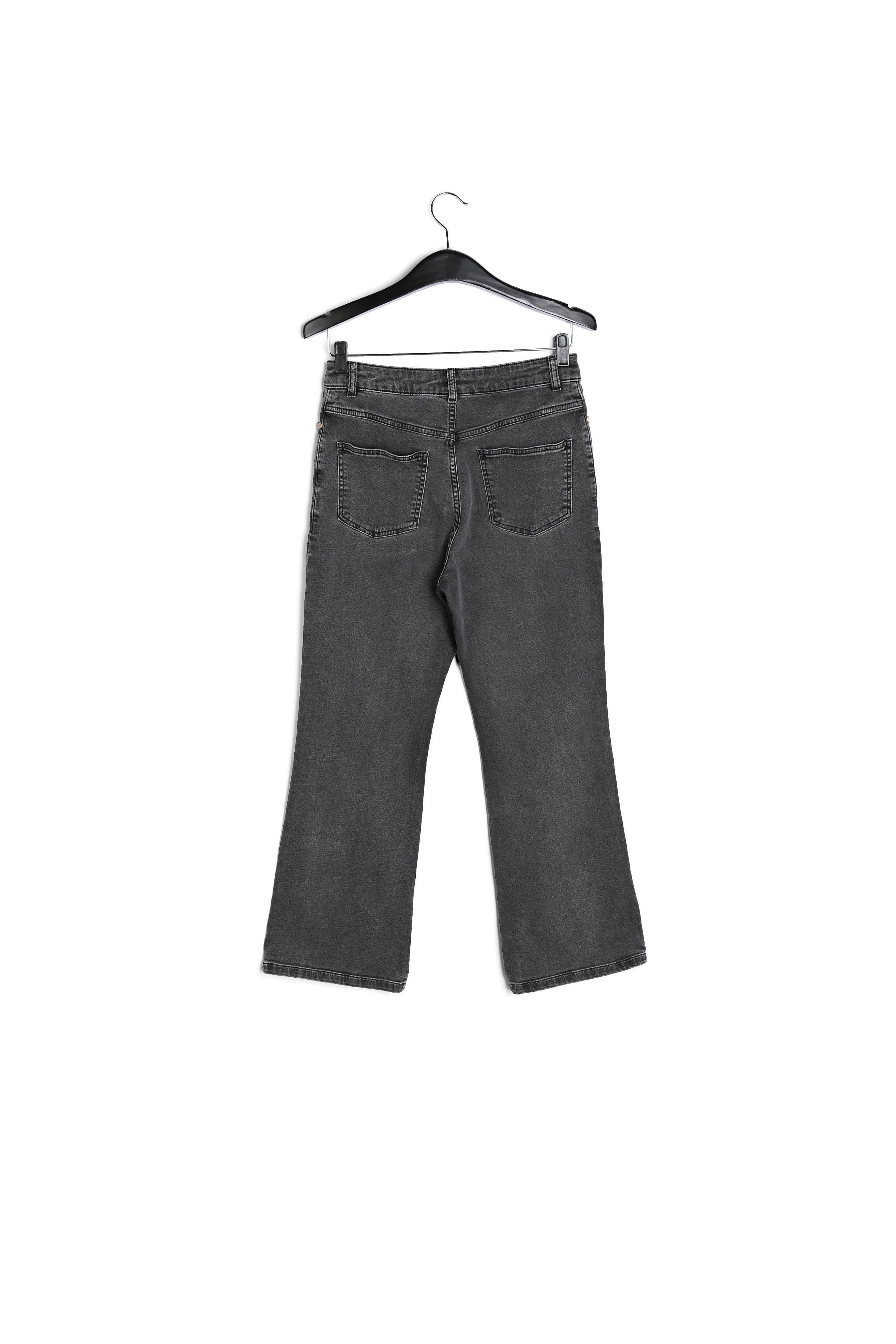 Zwarte jeans met uitlopende pijpen RE—SSENTIEL | Essentiel second hand