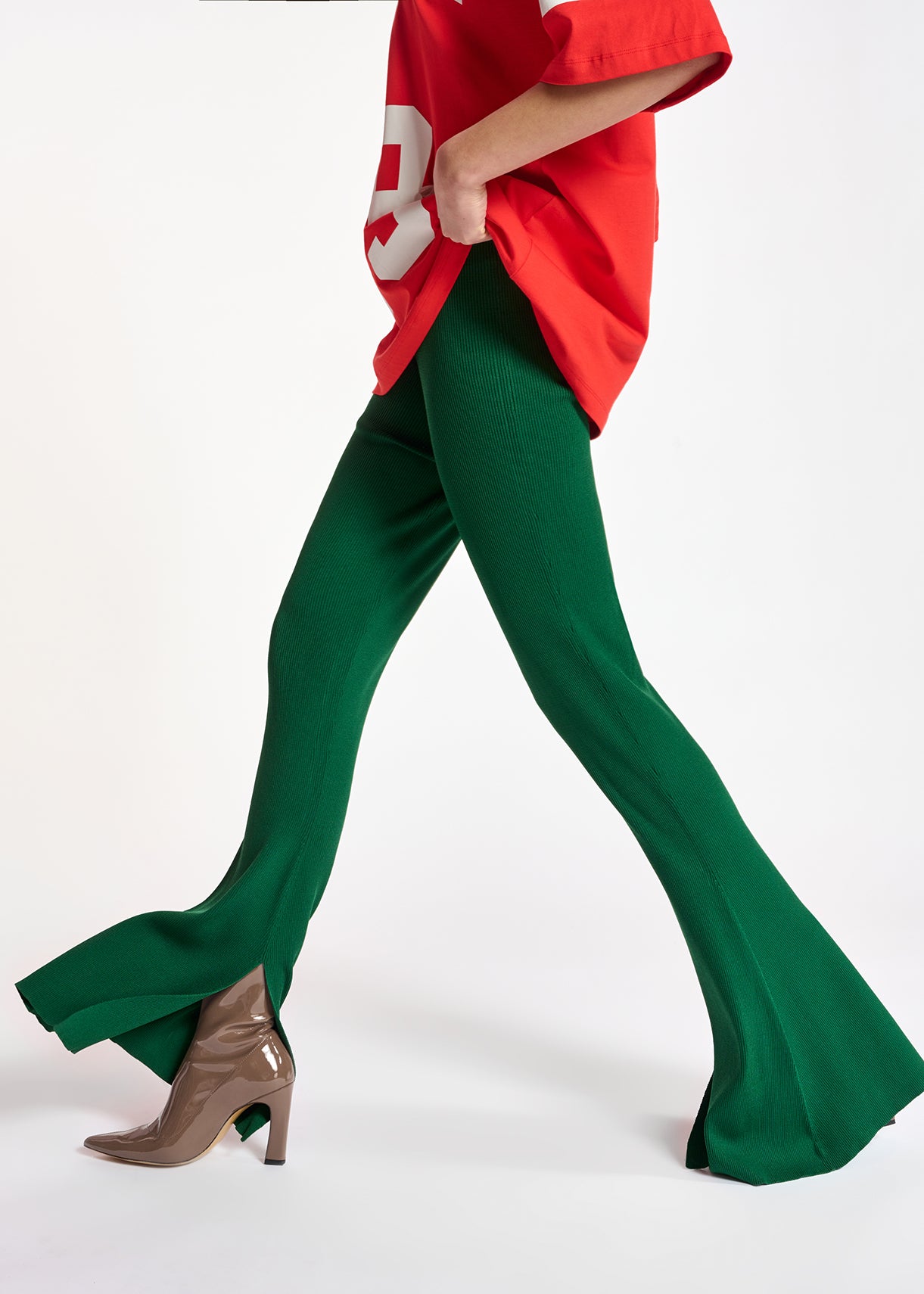 Pantalon évasé en tricot vert foncé RE—SSENTIEL | Essentiel second hand