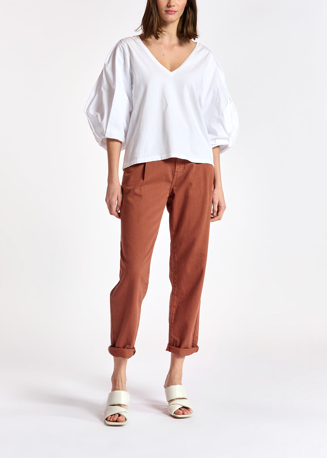 White jersey v-neck t-shirt with cotton-poplin sleeves RE—SSENTIEL | Essentiel second hand