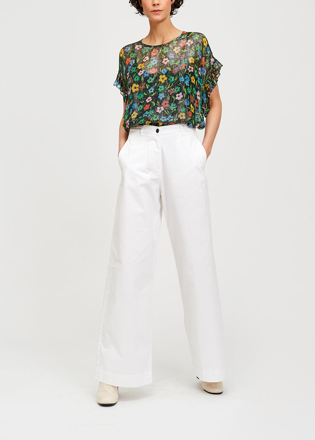 Black floral print top with ruffled sleeves RE—SSENTIEL | Essentiel second hand