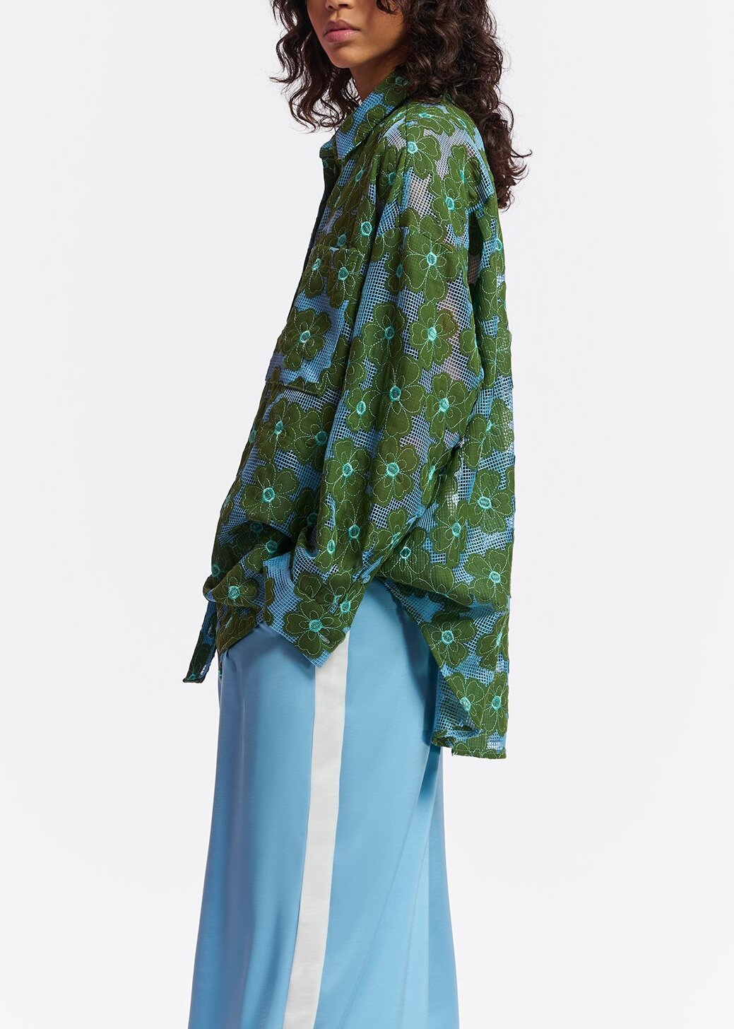 Chemise bleue et verte à  fleurs brodées RE—SSENTIEL | Essentiel second hand