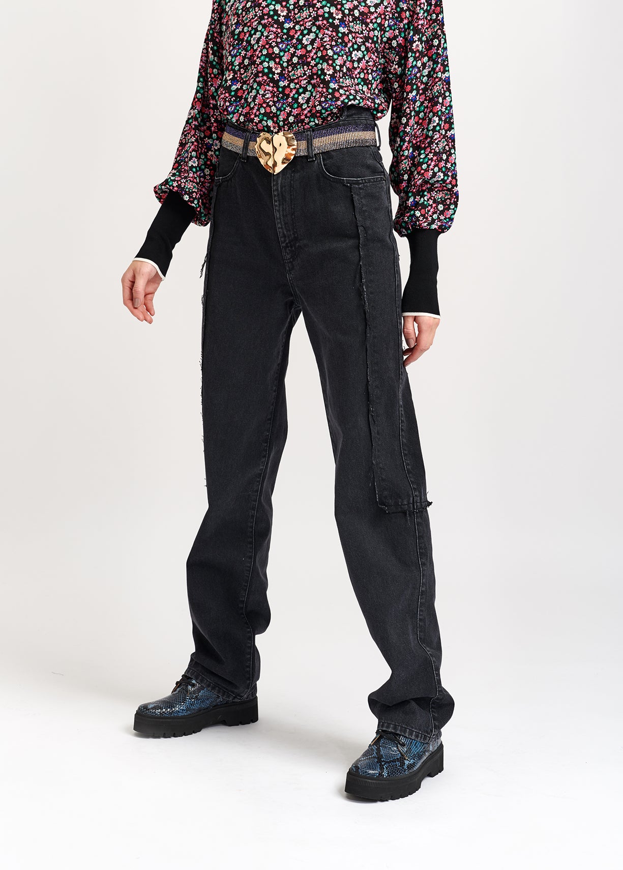 Black cotton patchwork jeans RE—SSENTIEL | Essentiel second hand