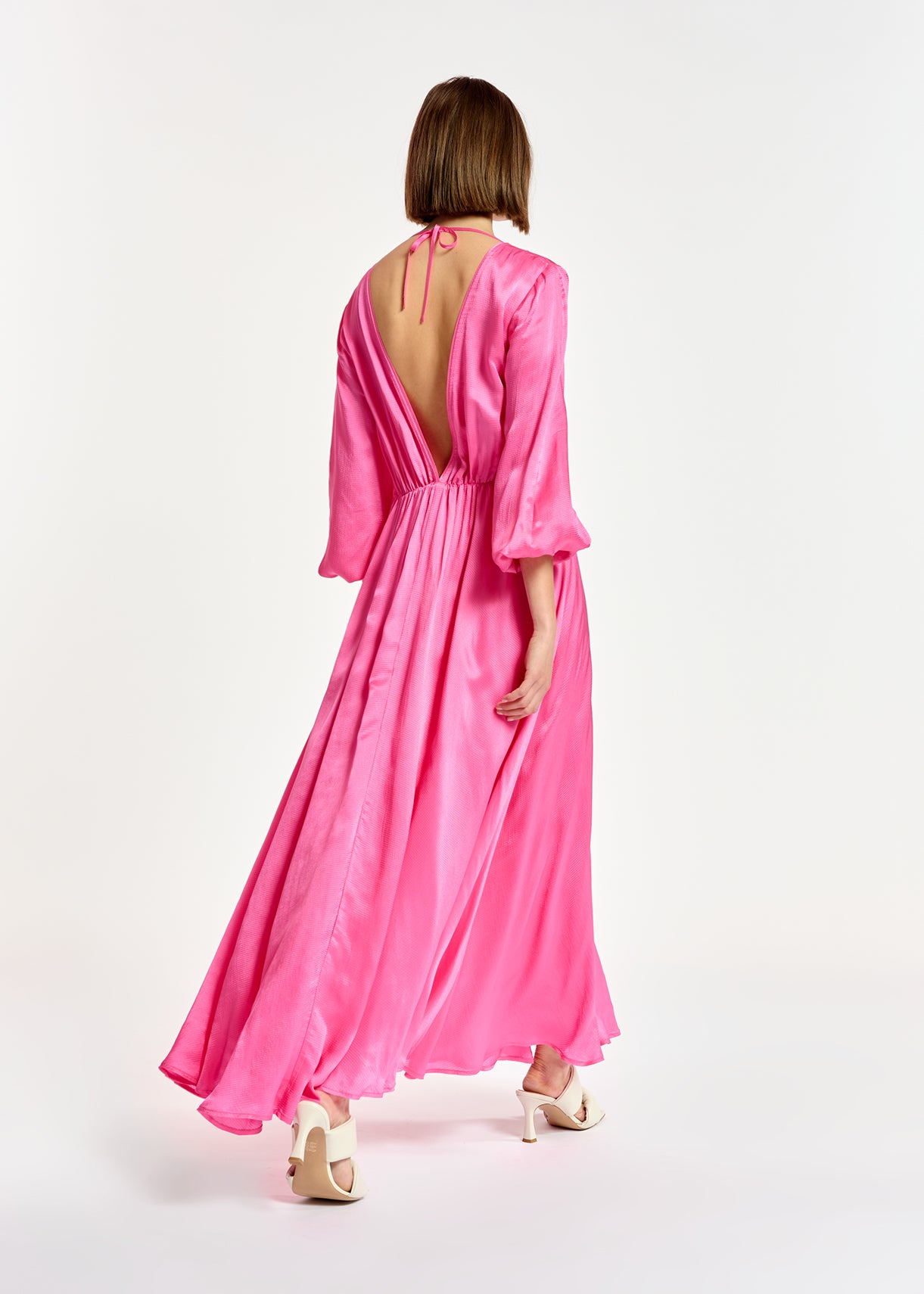 Neon pink long-sleeved v-neck maxi dress RE—SSENTIEL | Essentiel second hand
