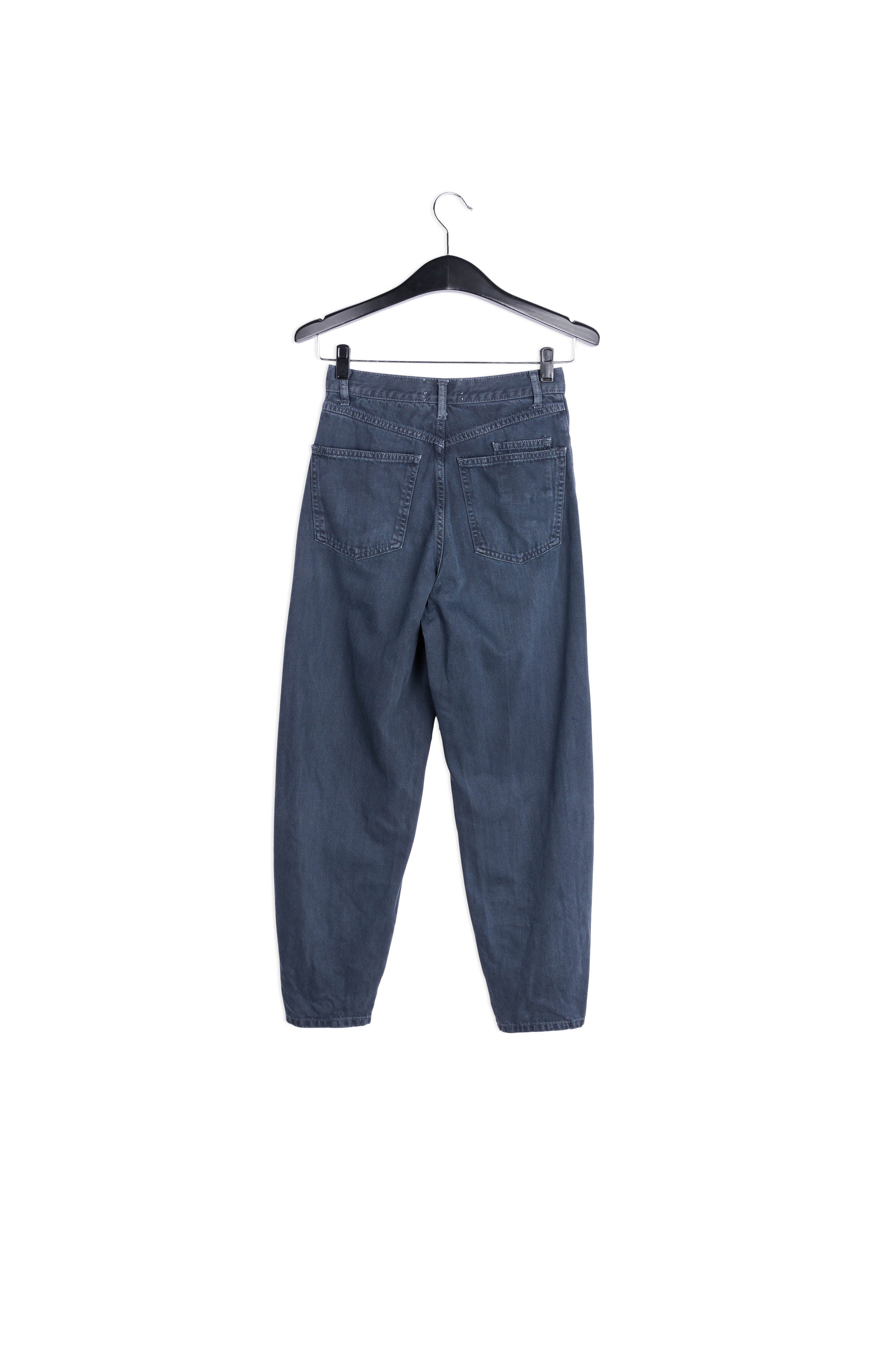 Jean noir à coupe ample et taille haute RE—SSENTIEL | Essentiel second hand