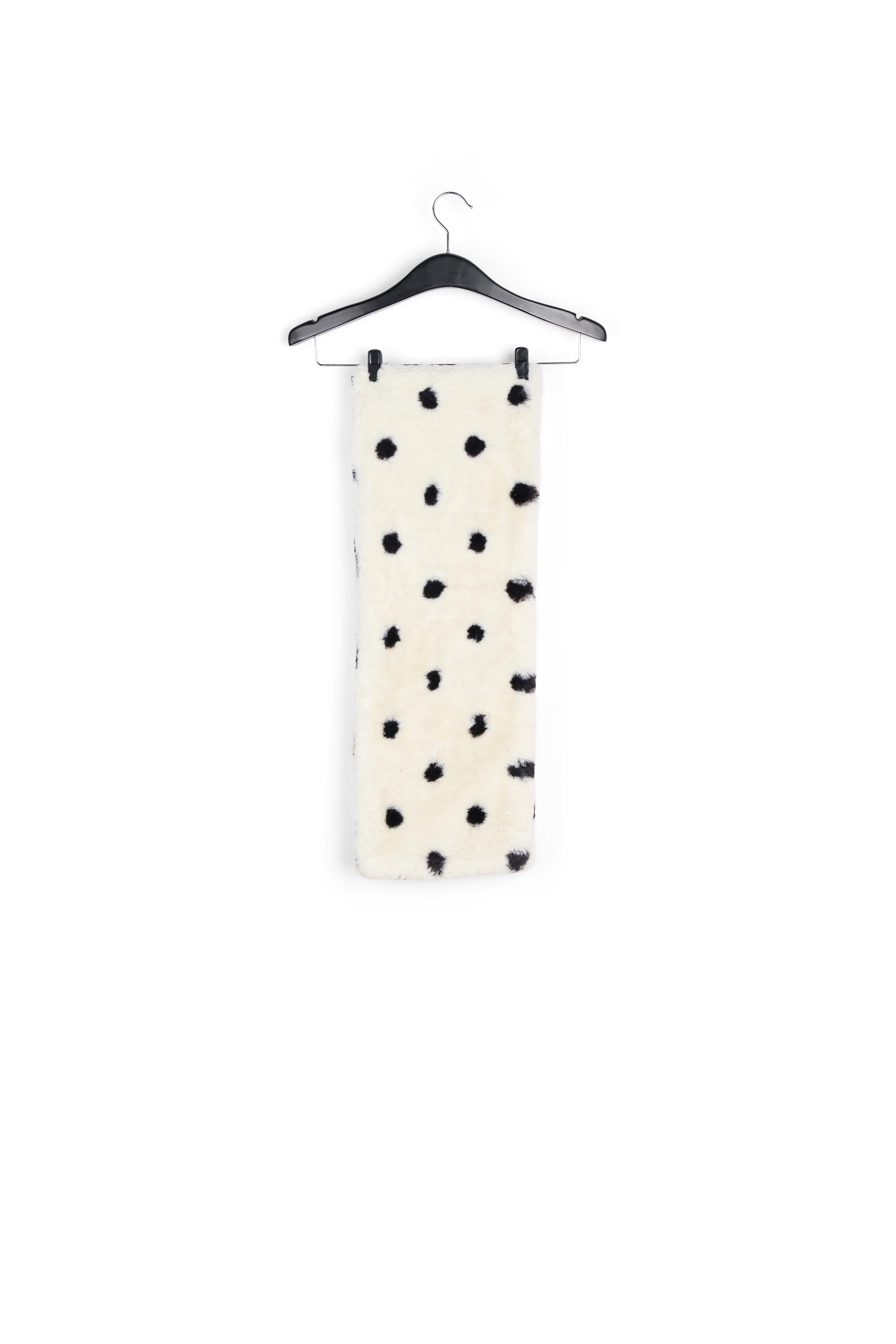 White faux fur scarf with polka dots RE—SSENTIEL | Essentiel second hand