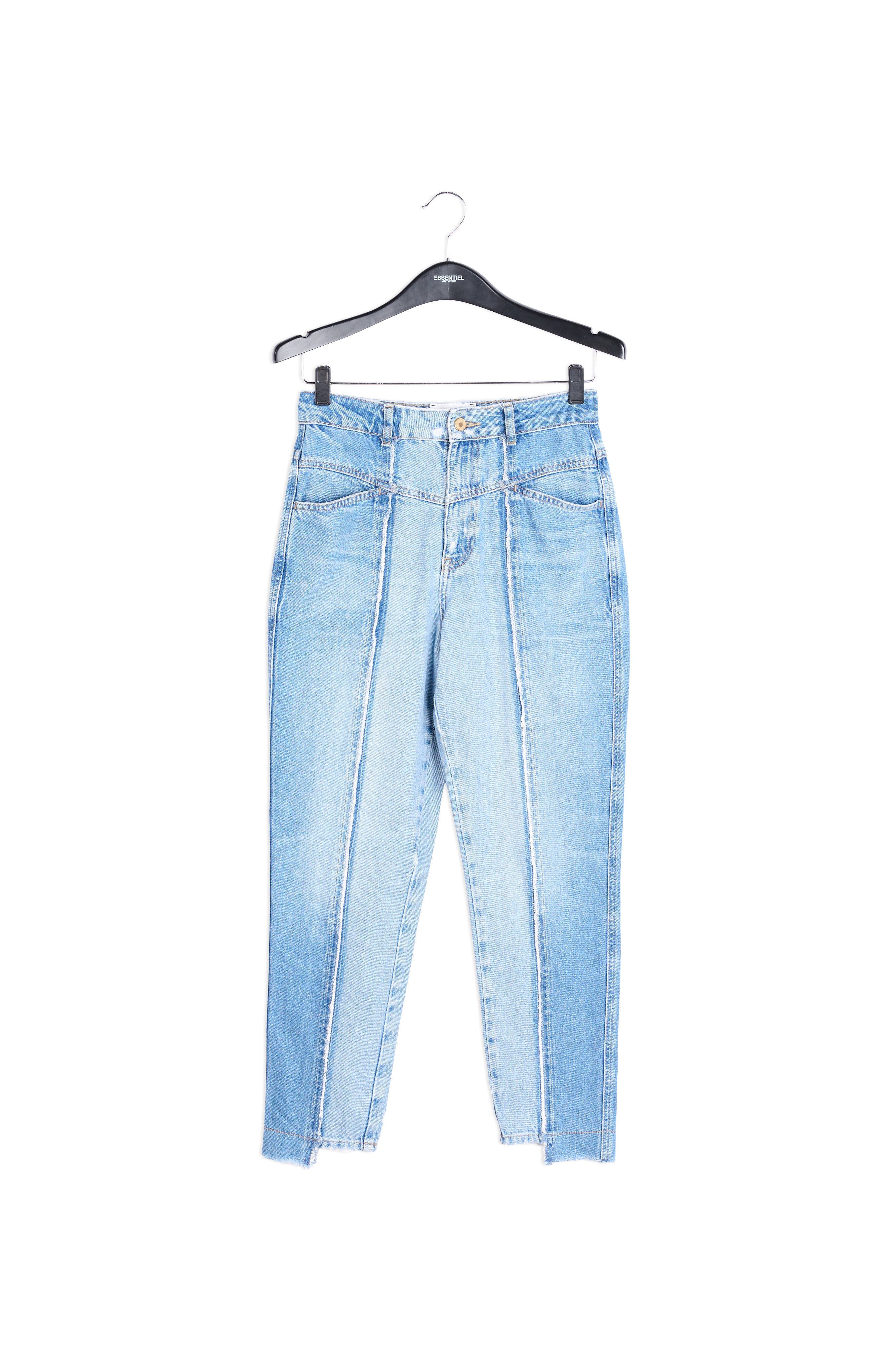 Tweekleurige gerafelde boyfriend jeans RE—SSENTIEL | Essentiel second hand