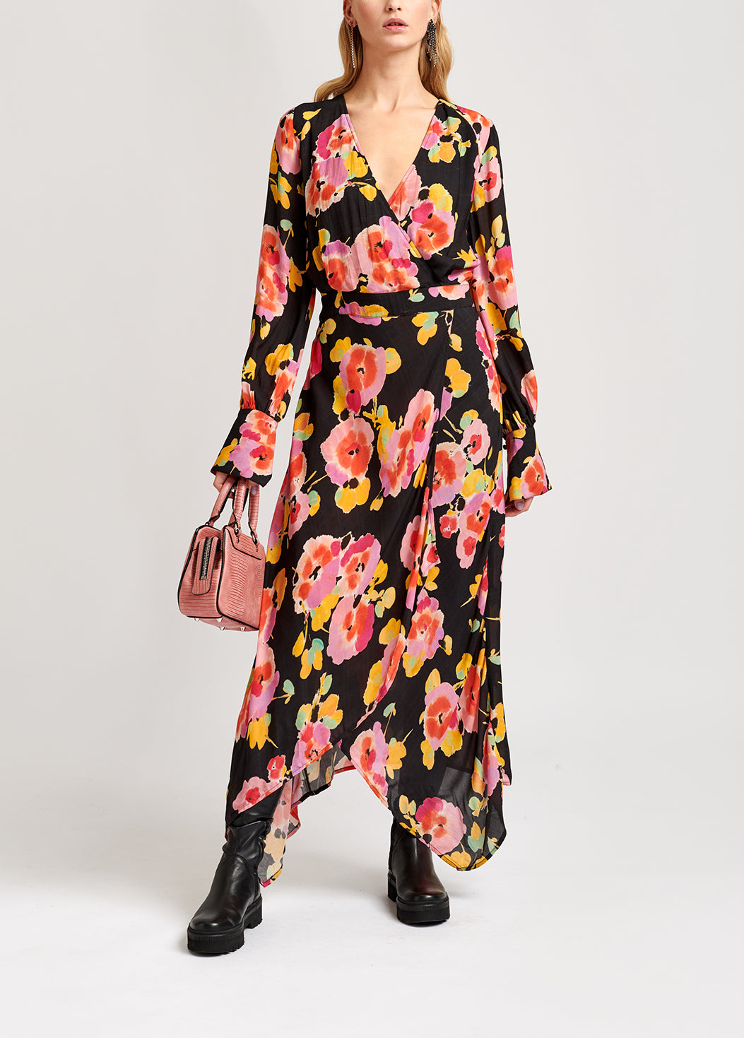 Robe midi noire à imprimé floral RE—SSENTIEL | Essentiel second hand