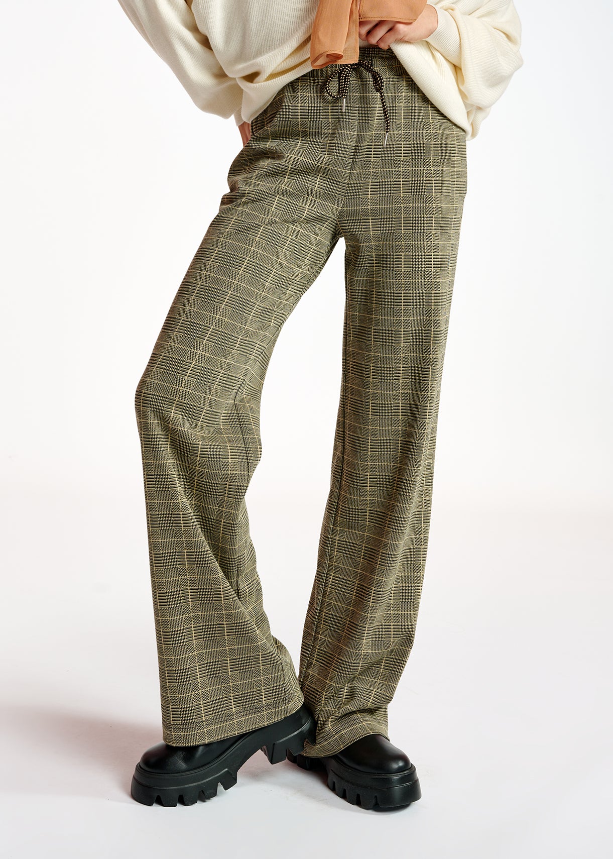 Jacquard gebreide broek met ruitjes RE—SSENTIEL | Essentiel second hand