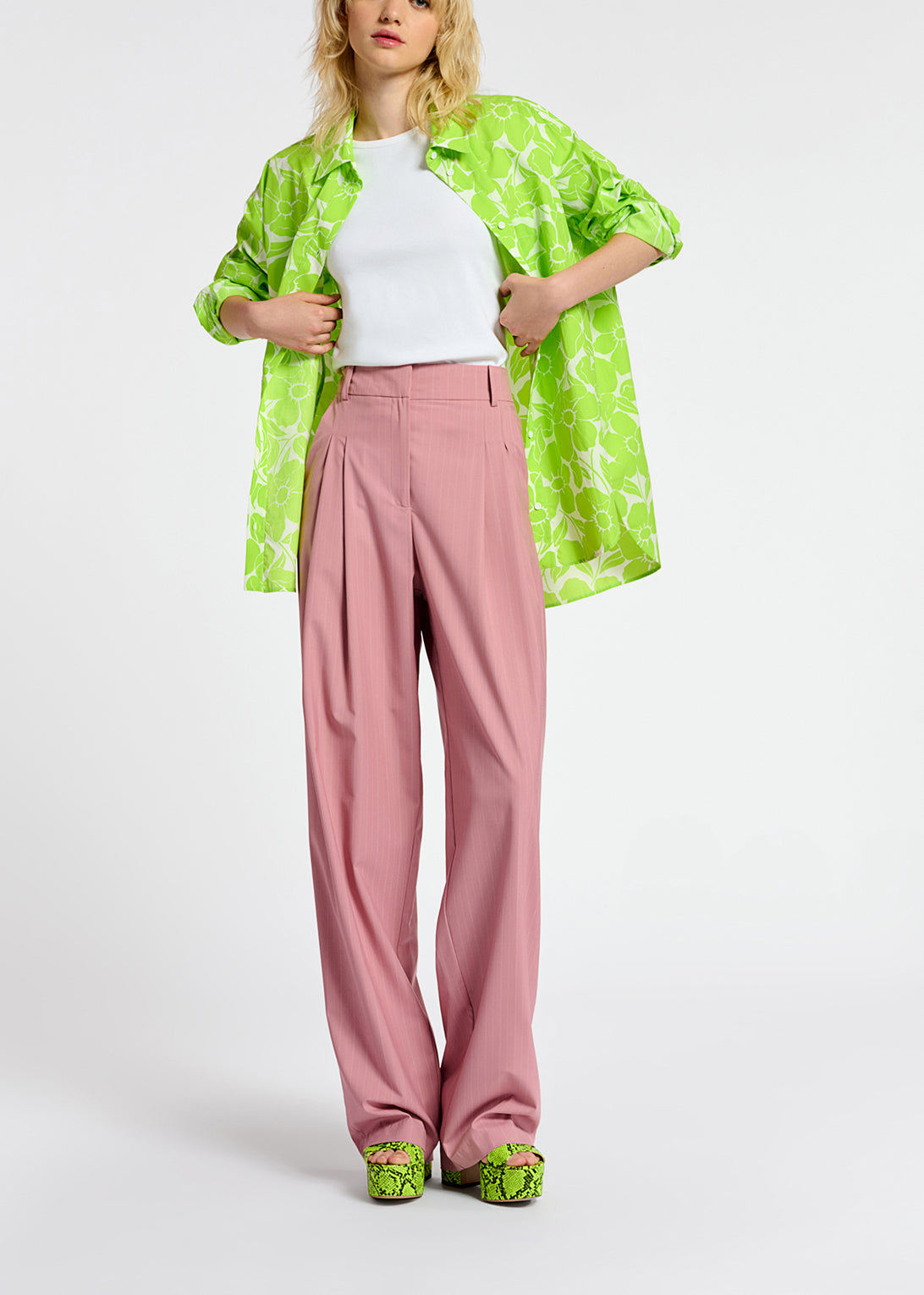 Pink pinstriped tailored pants RE—SSENTIEL | Essentiel second hand