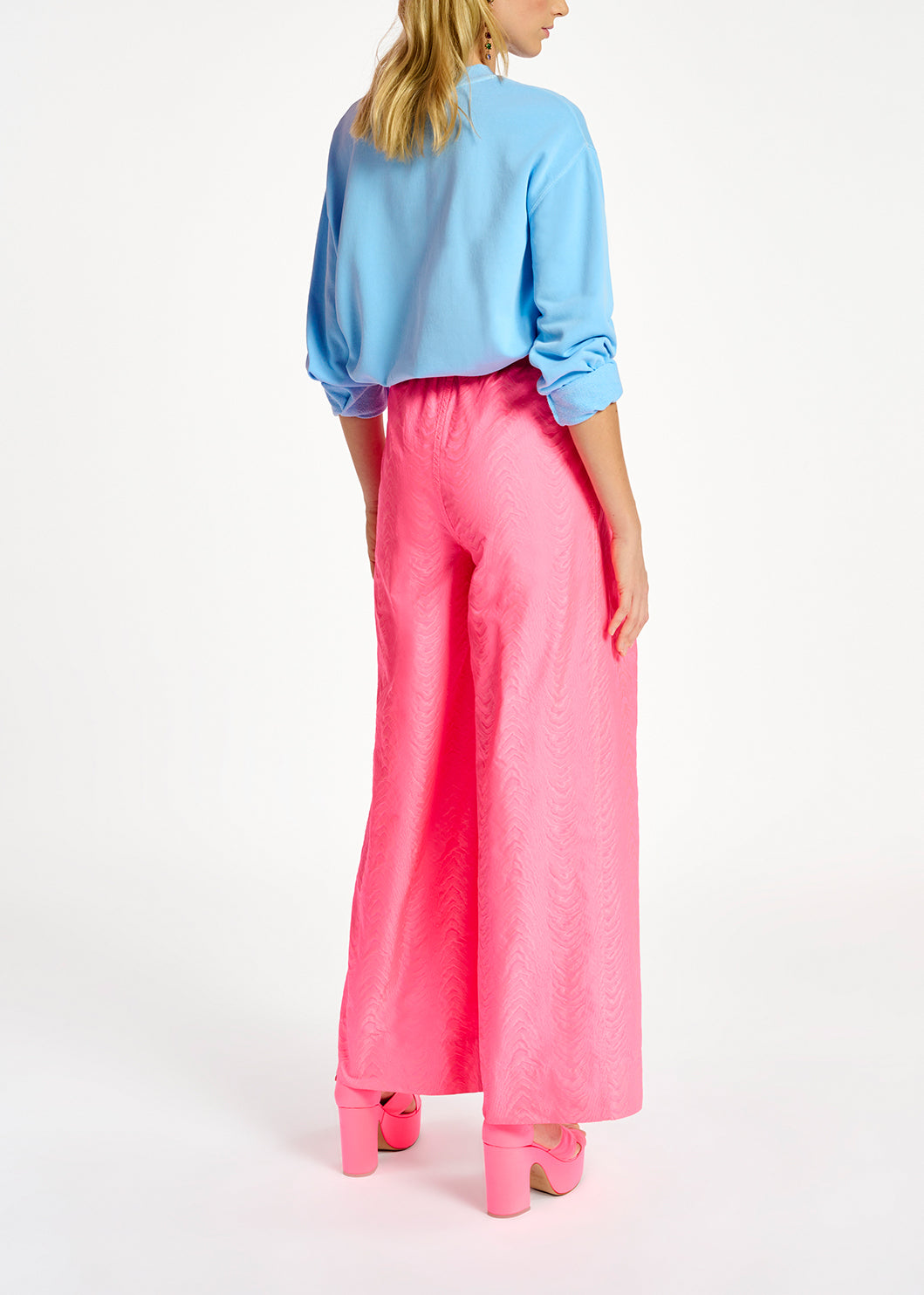 Fluoroze jacquard broek met brede pijpen RE—SSENTIEL | Essentiel second hand