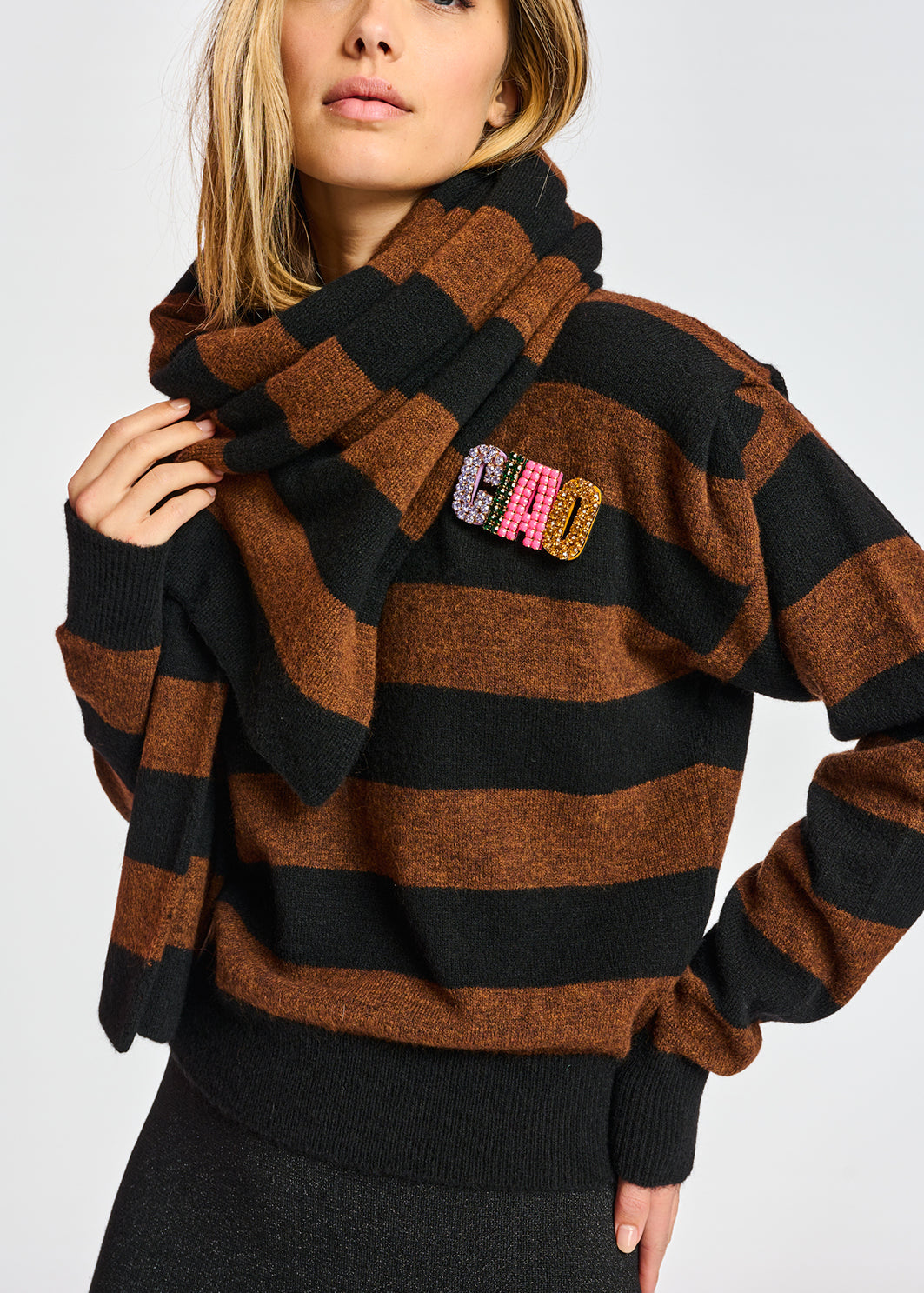 Afluffy striped scarf RE—SSENTIEL | Essentiel second hand