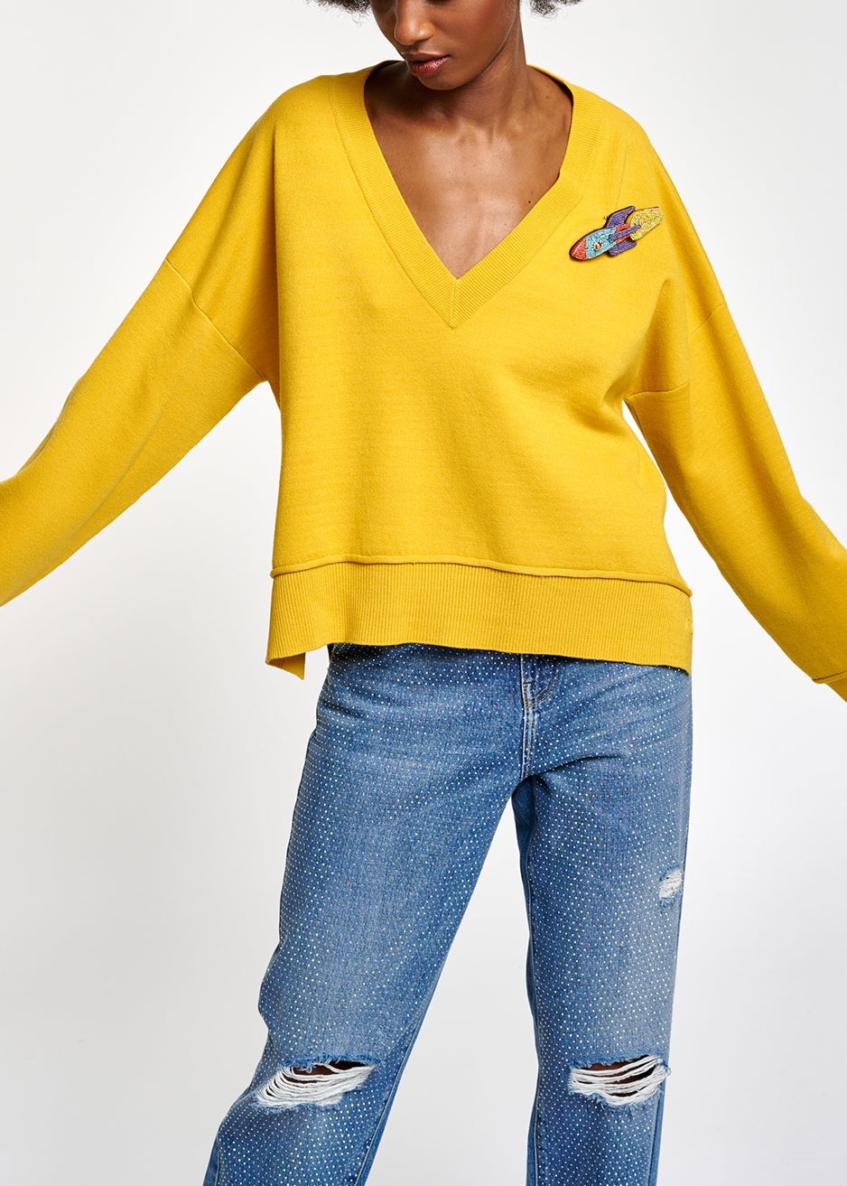Pull carré jaune à encolure en v RE—SSENTIEL | Essentiel second hand
