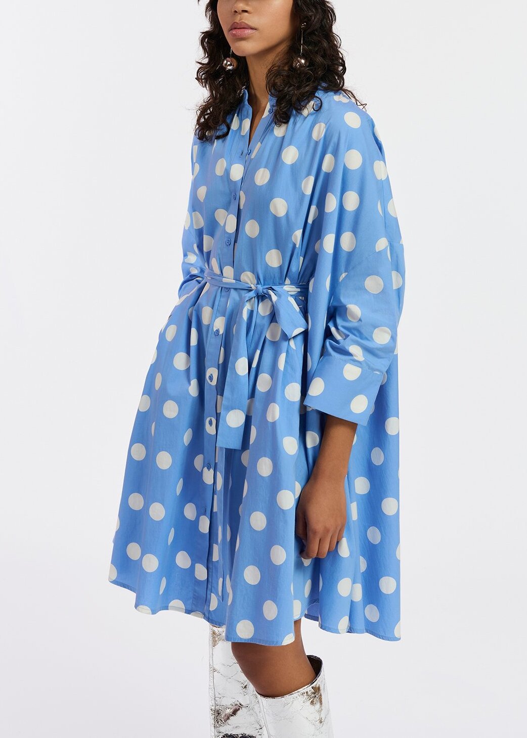 Blue and white polka-dot knee-length shirt dress RE—SSENTIEL | Essentiel second hand