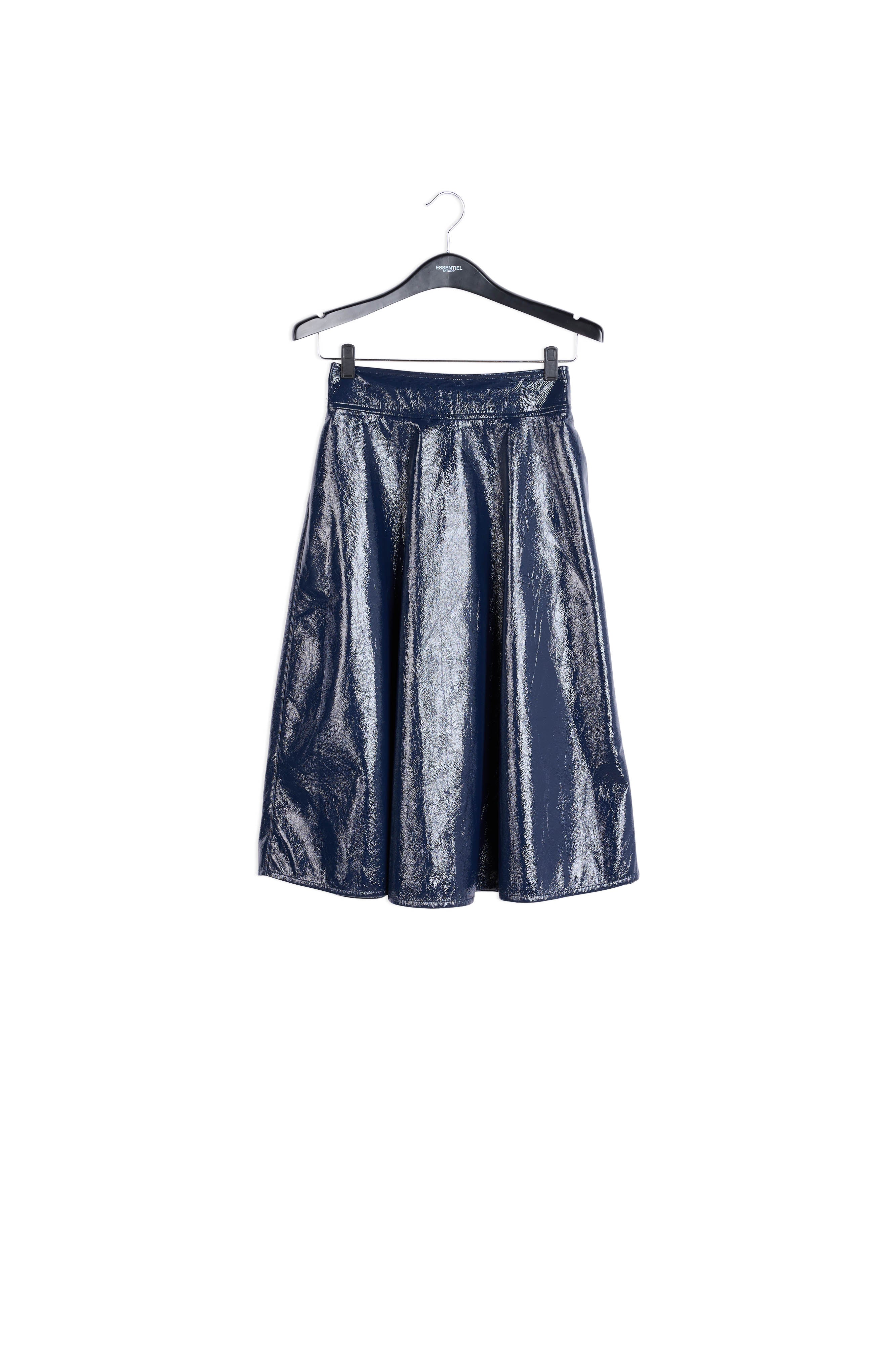 Jupe à ligne a en faux cuir bleu RE—SSENTIEL | Essentiel second hand