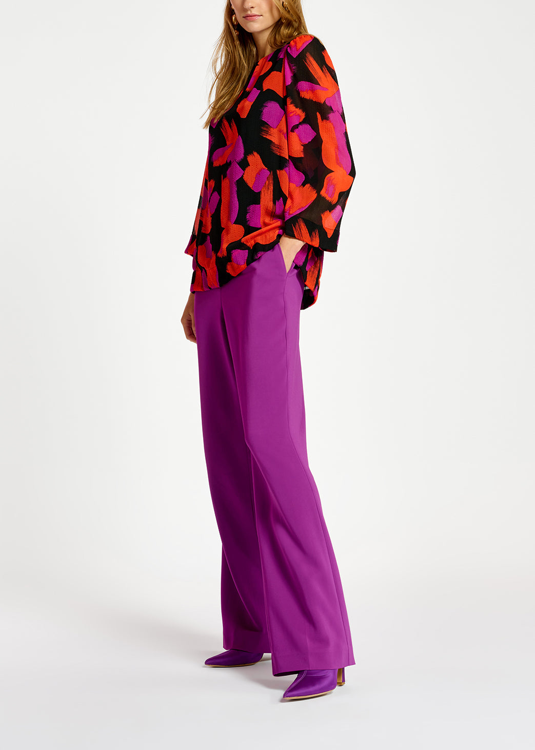 Black, orange and purple abstract-print top with puffed shoulders RE—SSENTIEL | Essentiel second hand