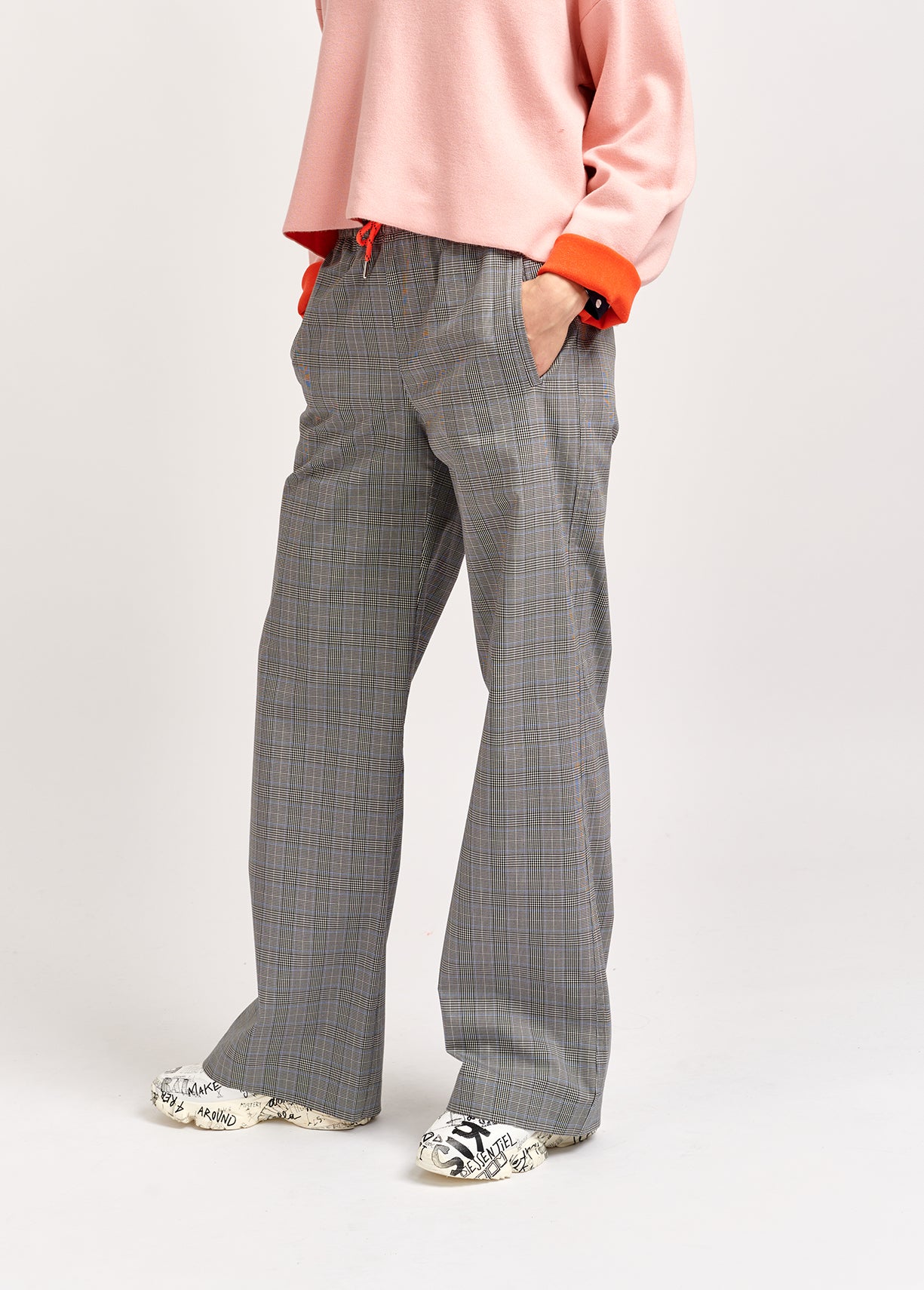 Vasari pantalons RE—SSENTIEL | Essentiel second hand