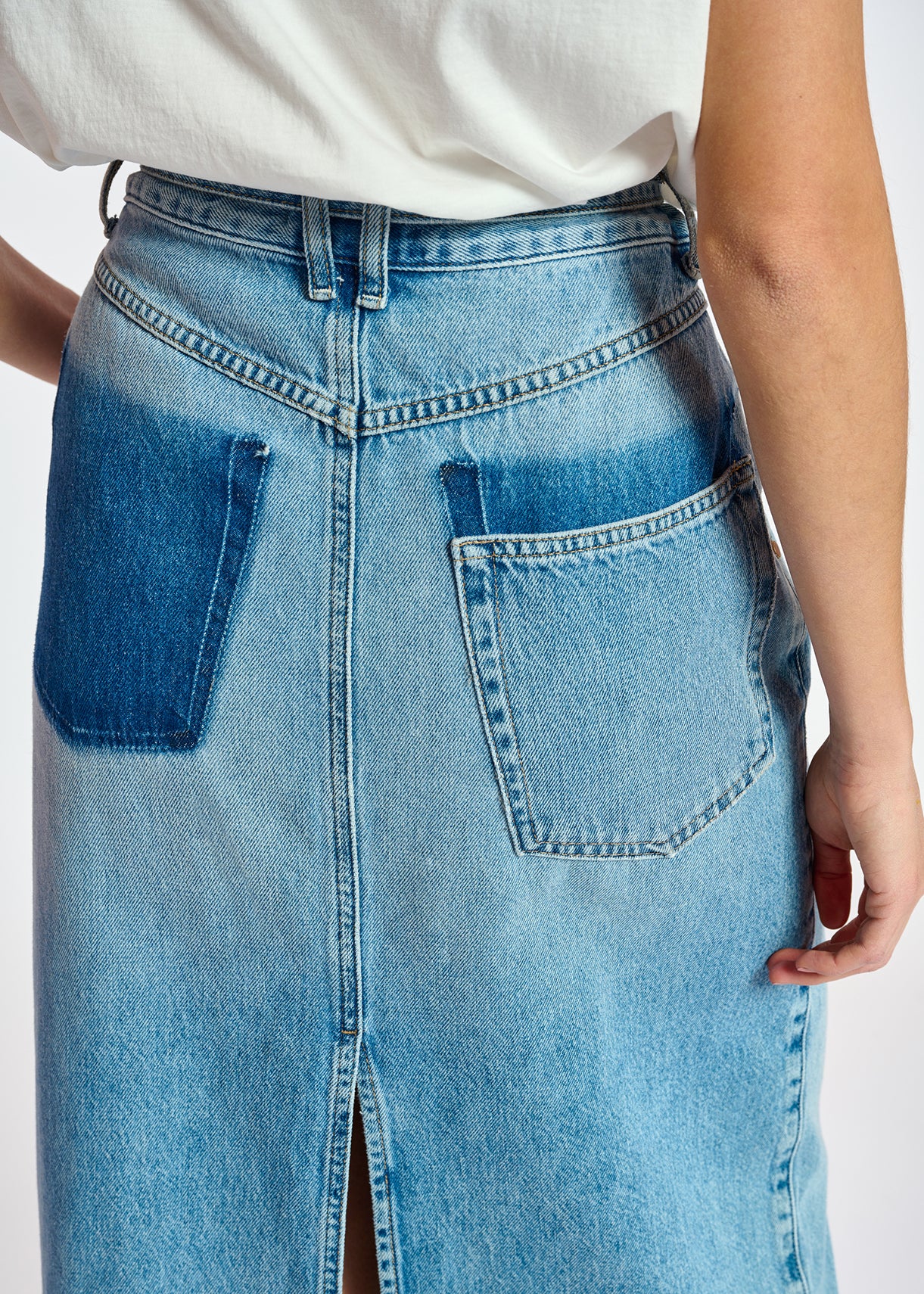 Jupe A à taille haute en denim bleu RE—SSENTIEL | Essentiel second hand
