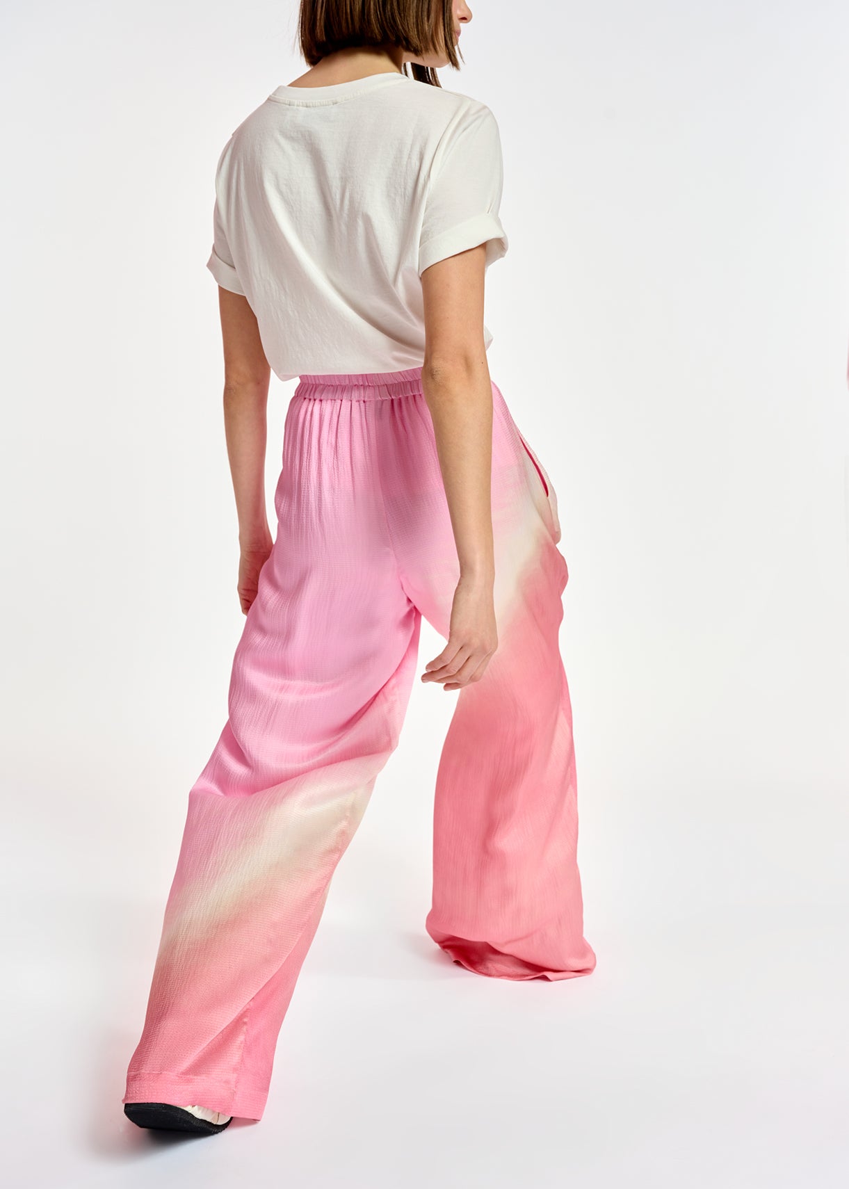 Light pink wide-leg tie-dye pants RE—SSENTIEL | Essentiel second hand