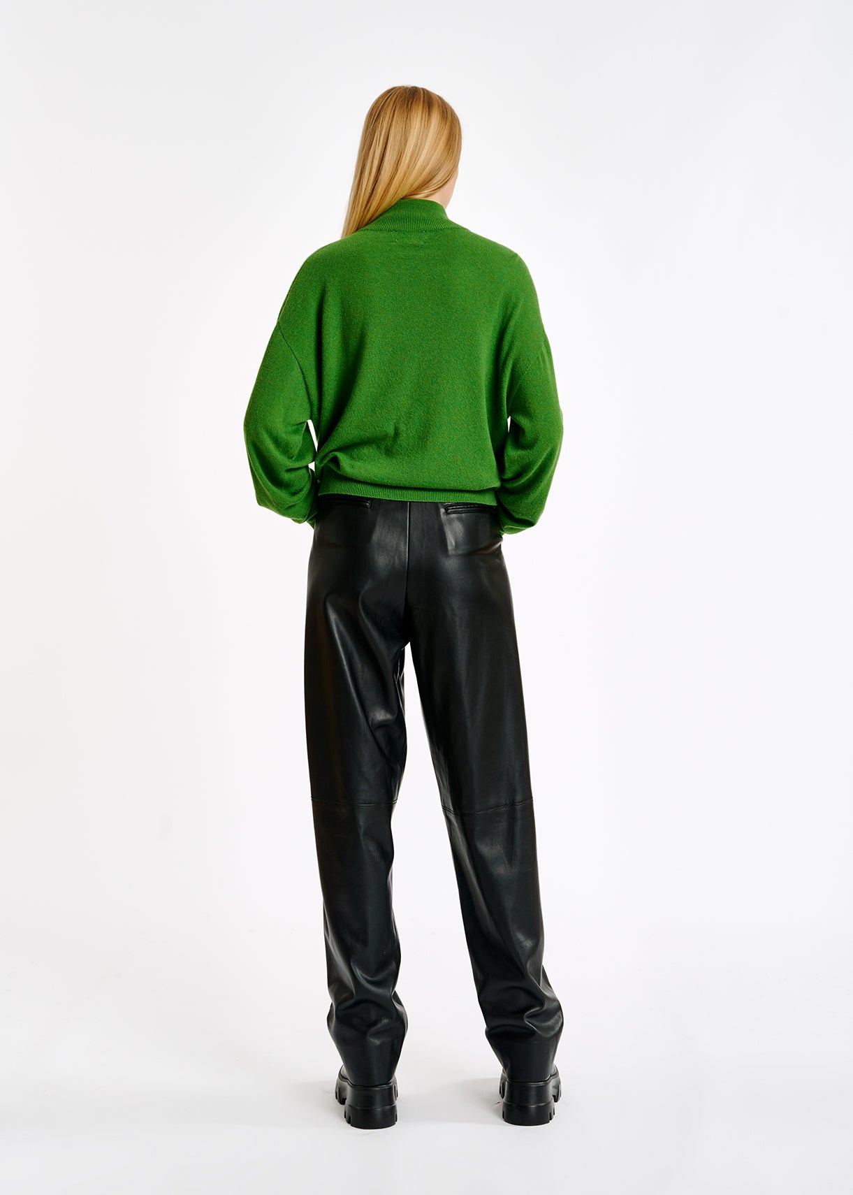 Pull à col roulé vert en mélange de mérinos RE—SSENTIEL | Essentiel second hand