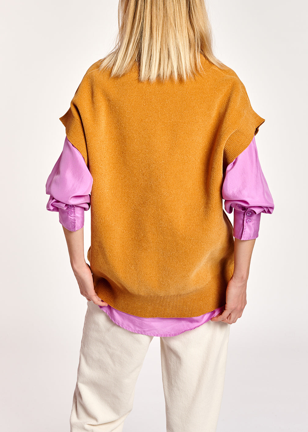 Camel sleeveless knitted vest RE—SSENTIEL | Essentiel second hand