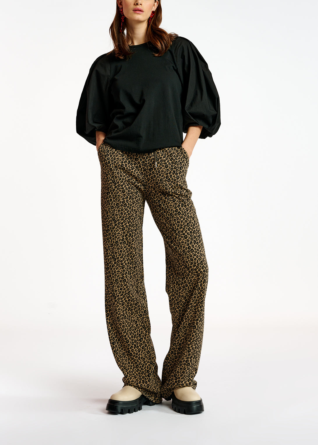 Pantalon en tricot jacquard léopard RE—SSENTIEL | Essentiel second hand