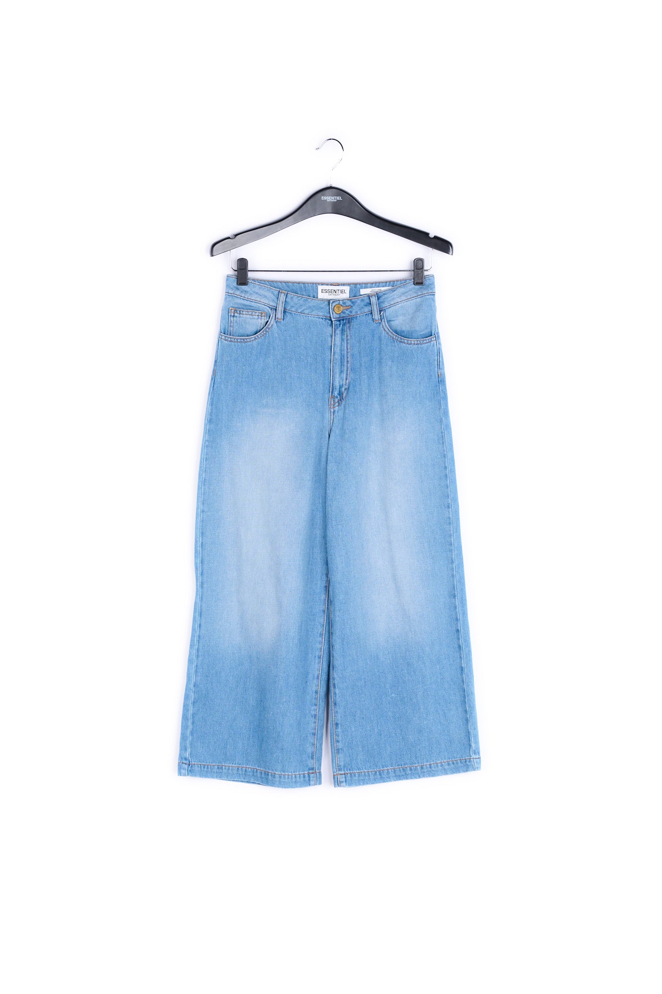 Light blue cropped wide-leg jeans. RE—SSENTIEL | Essentiel second hand