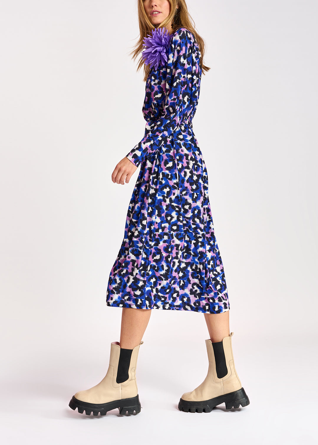 Astretch bedrukte jurk RE—SSENTIEL | Essentiel second hand