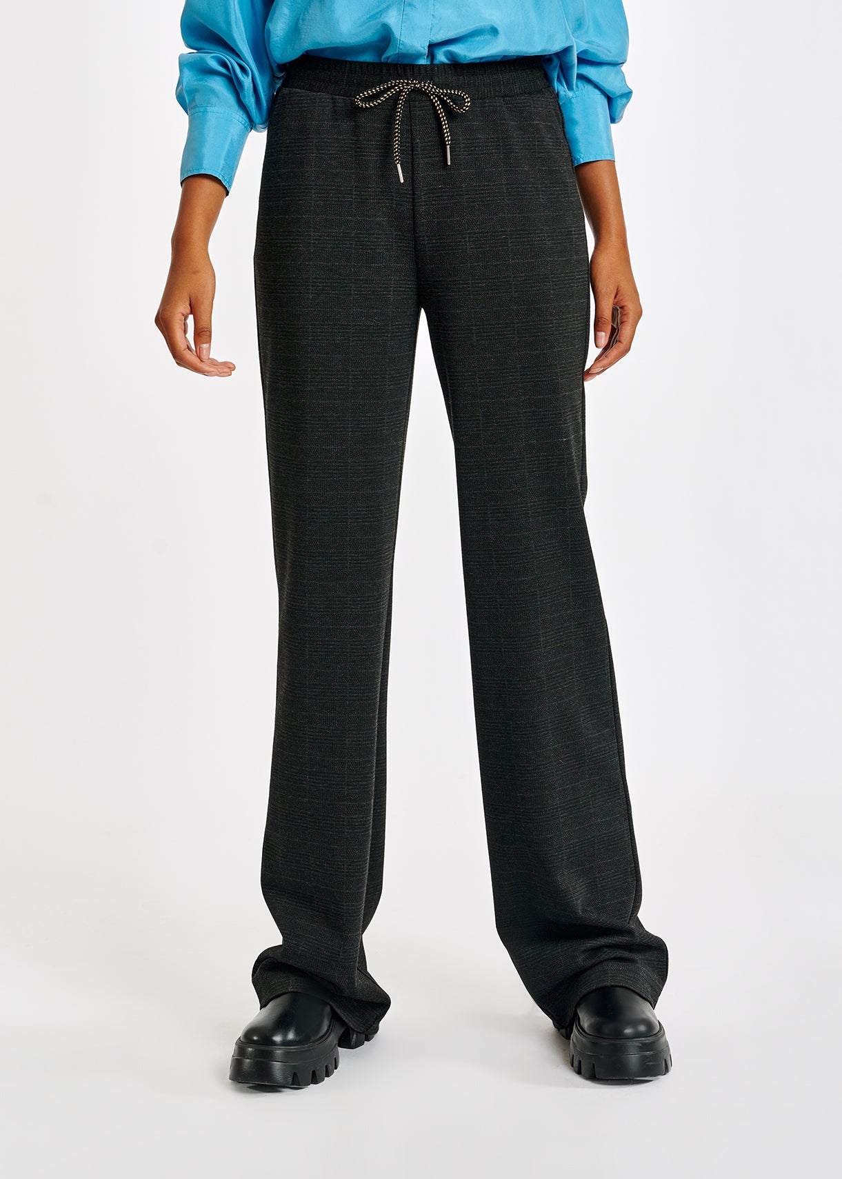 Grey check loose-fit straight-leg pants RE—SSENTIEL | Essentiel second hand