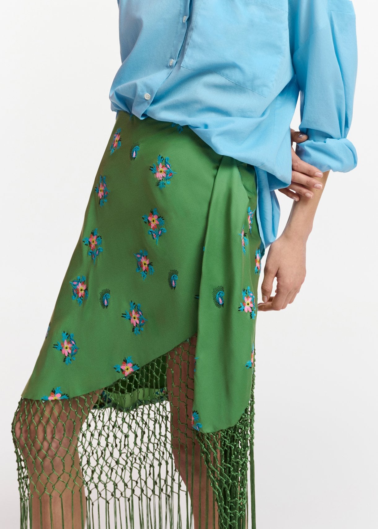 Dark green embroidered front-tie mini skirt with fringes RE—SSENTIEL | Essentiel second hand