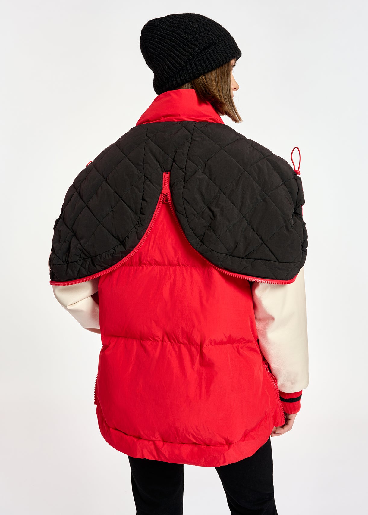 Red hooded puffer vest with faux leather sleeves RE—SSENTIEL | Essentiel second hand