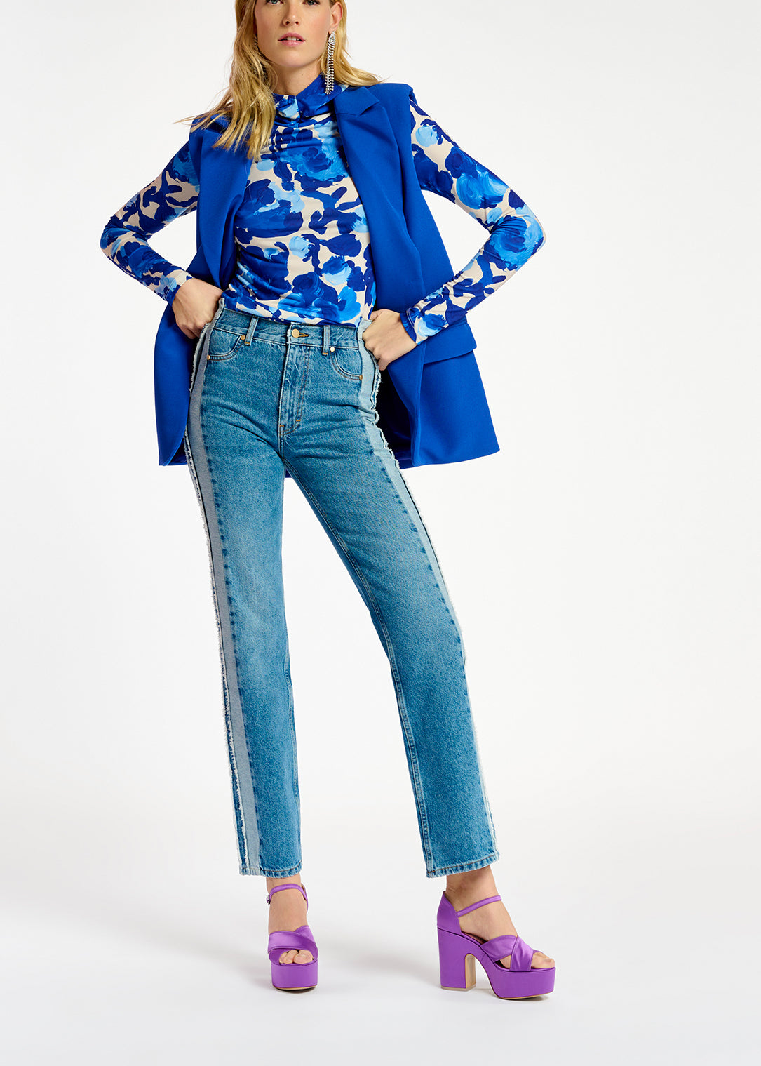 Jean bleu à l'envers aux jambes droites RE—SSENTIEL | Essentiel second hand