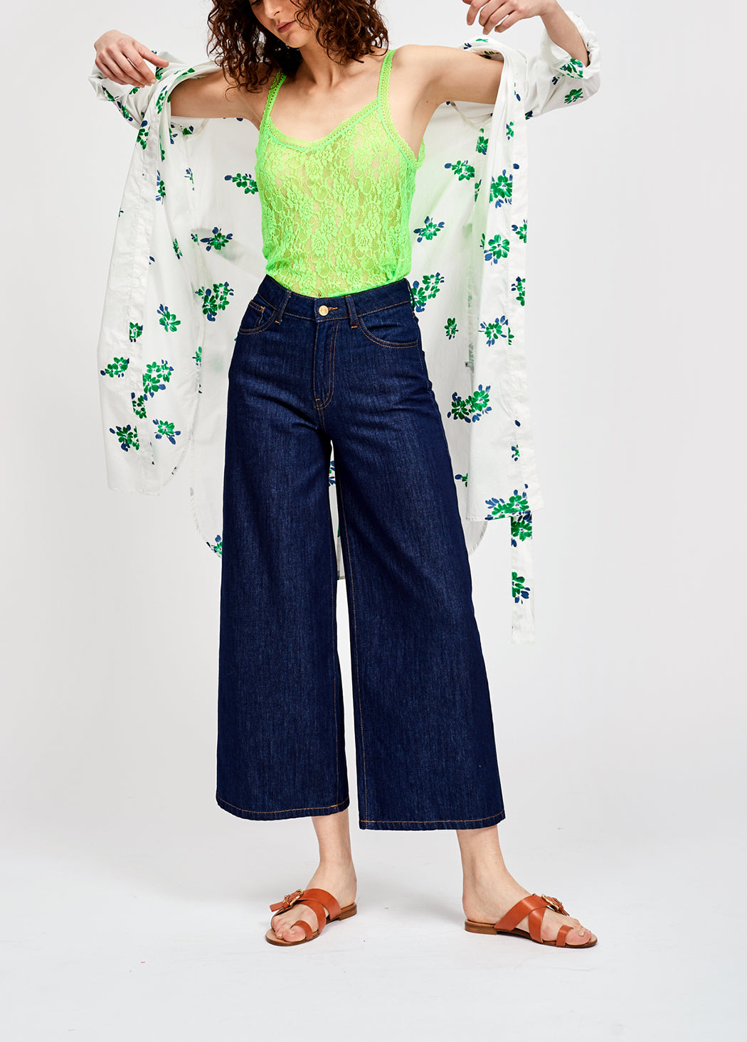 White shirt dress with blue and green floral print RE—SSENTIEL | Essentiel second hand