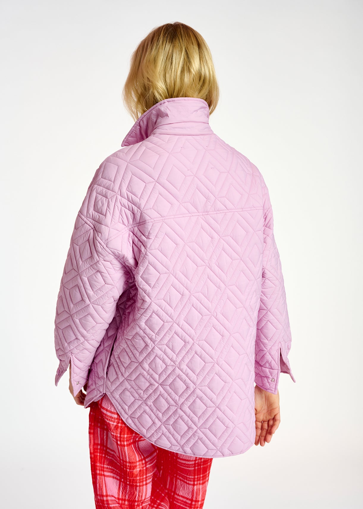 Lila gewatteerd vest RE—SSENTIEL | Essentiel second hand