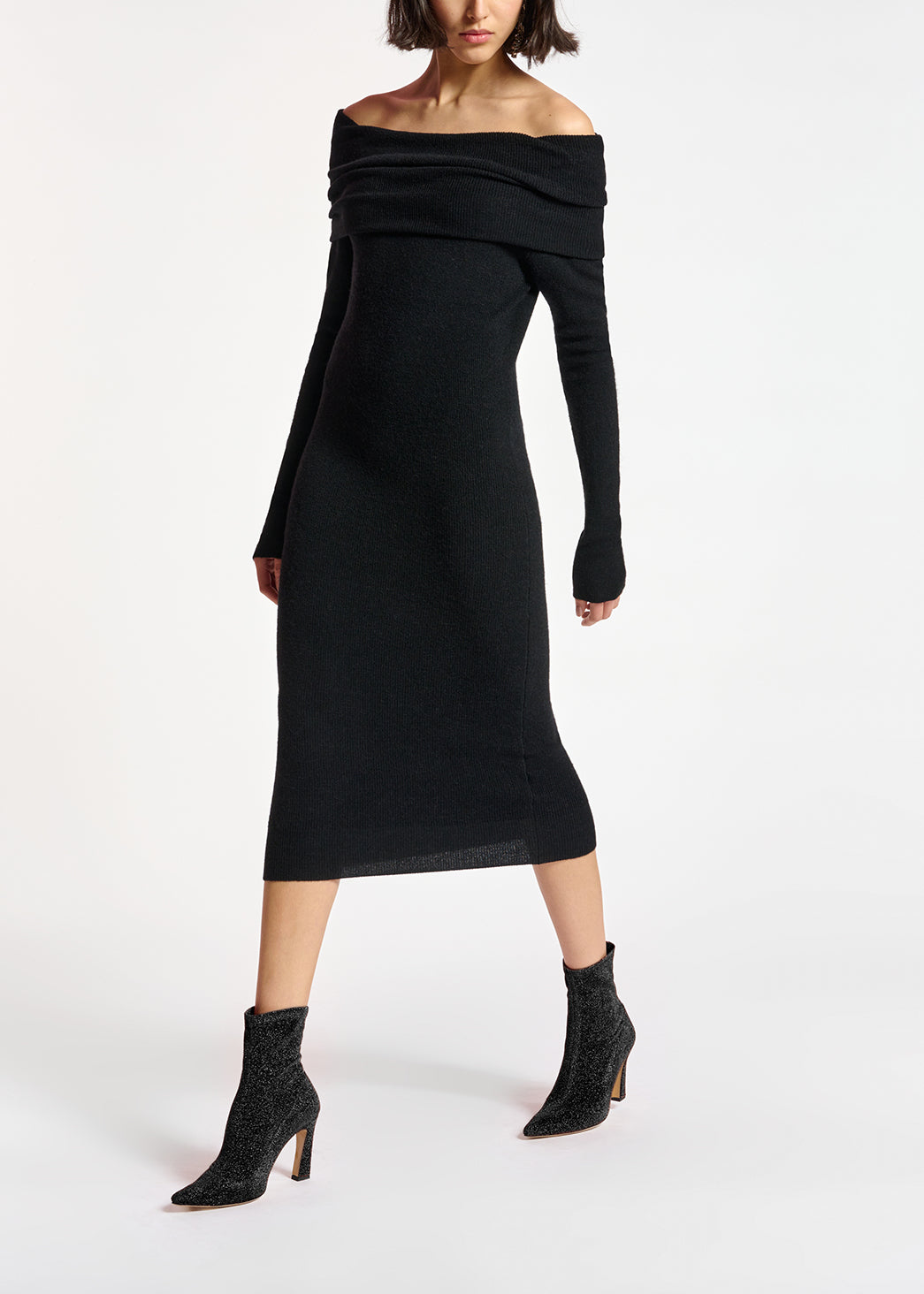 Zwarte gebreide jurk met blote schouders RE—SSENTIEL | Essentiel second hand